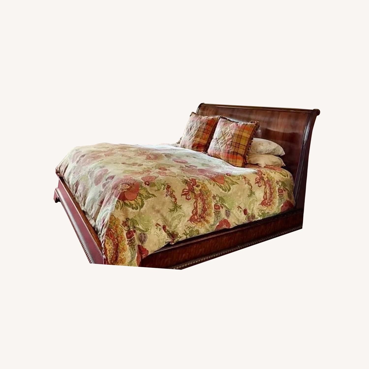 Henredon Wooden Sleigh Bed - image-0