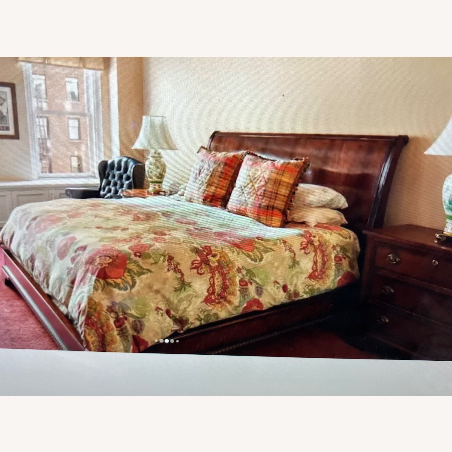 Henredon Wooden Sleigh Bed - image-3