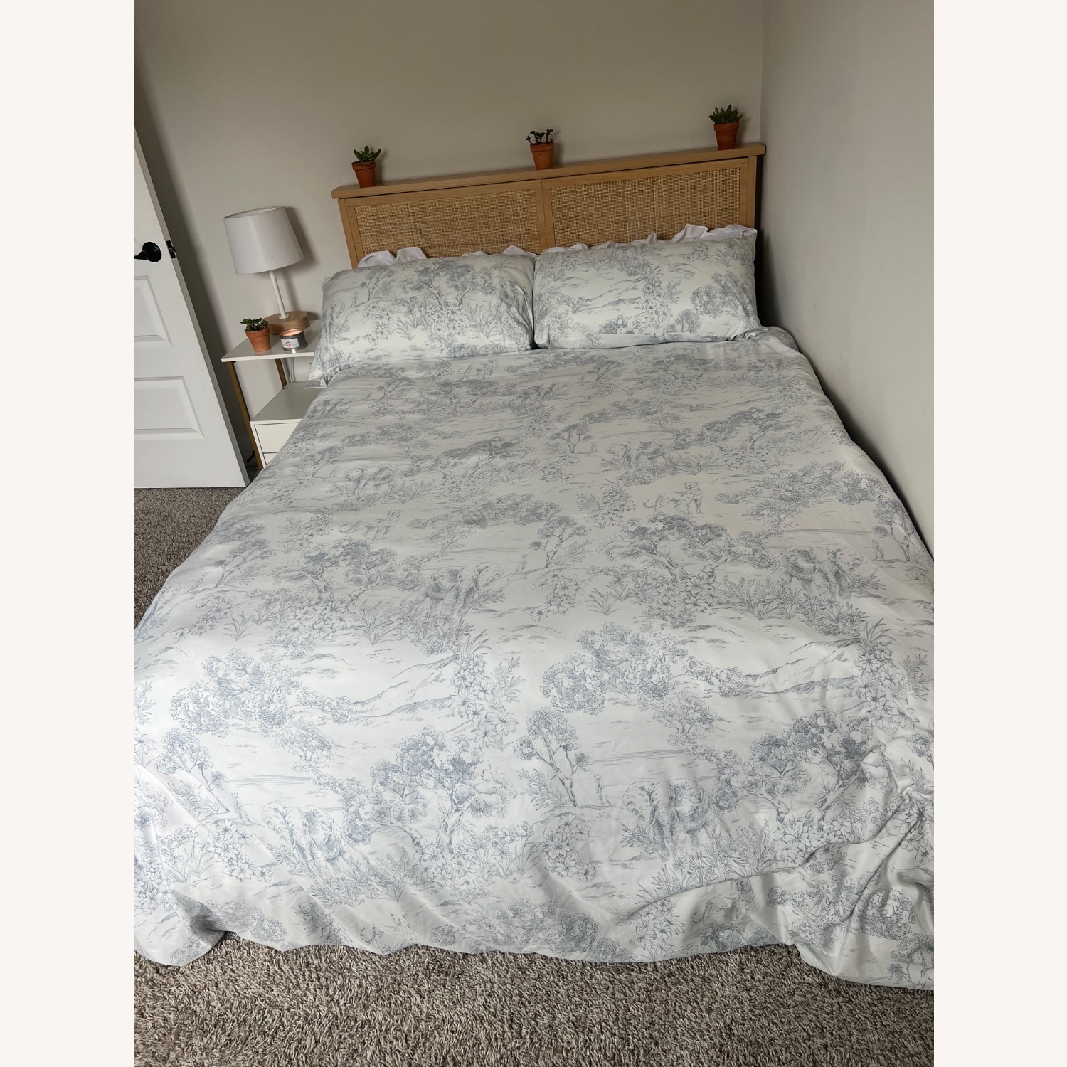 Luxury Wooden Rattan Bed Frame - image-3