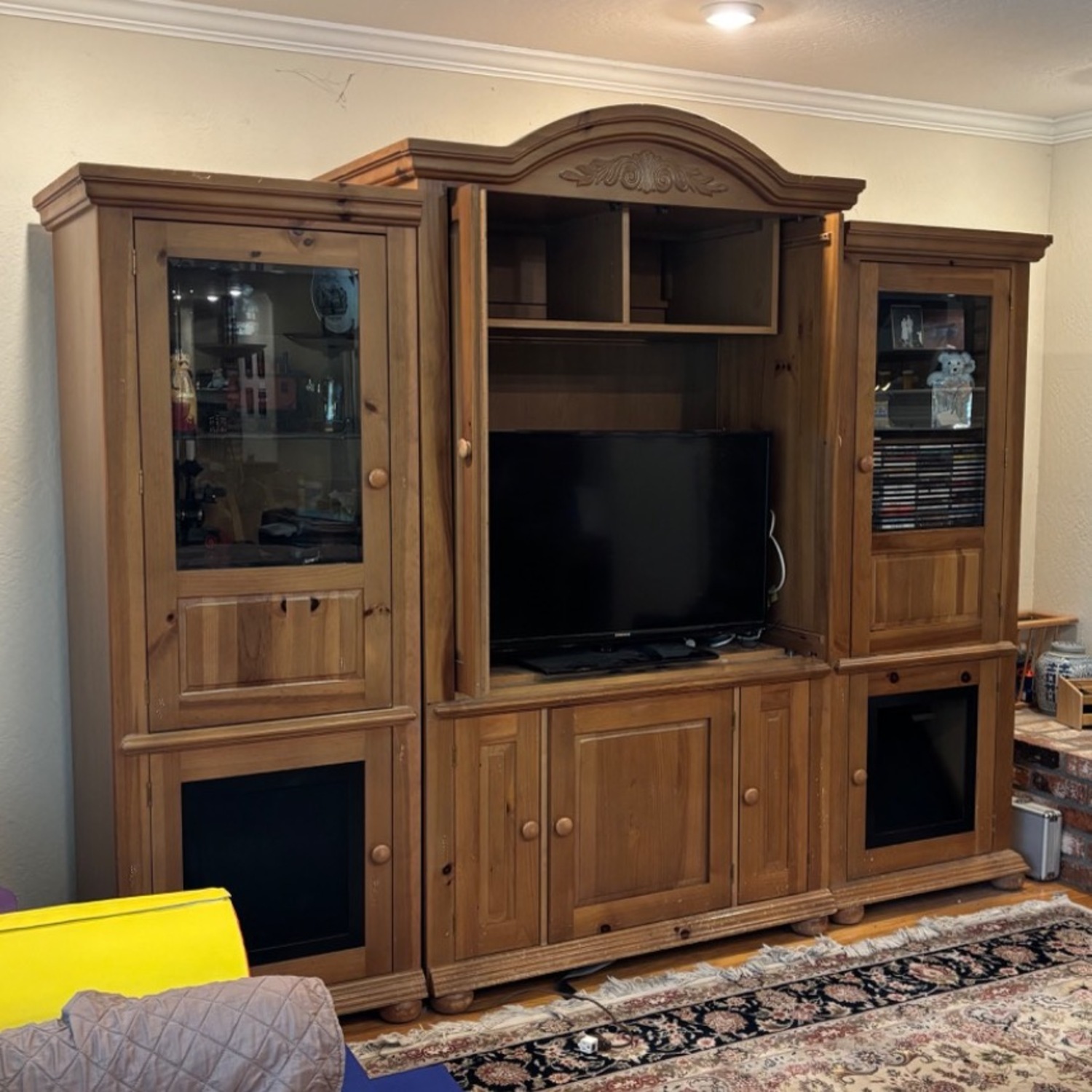 Broyhill 3-section Entertainment Center - image-1