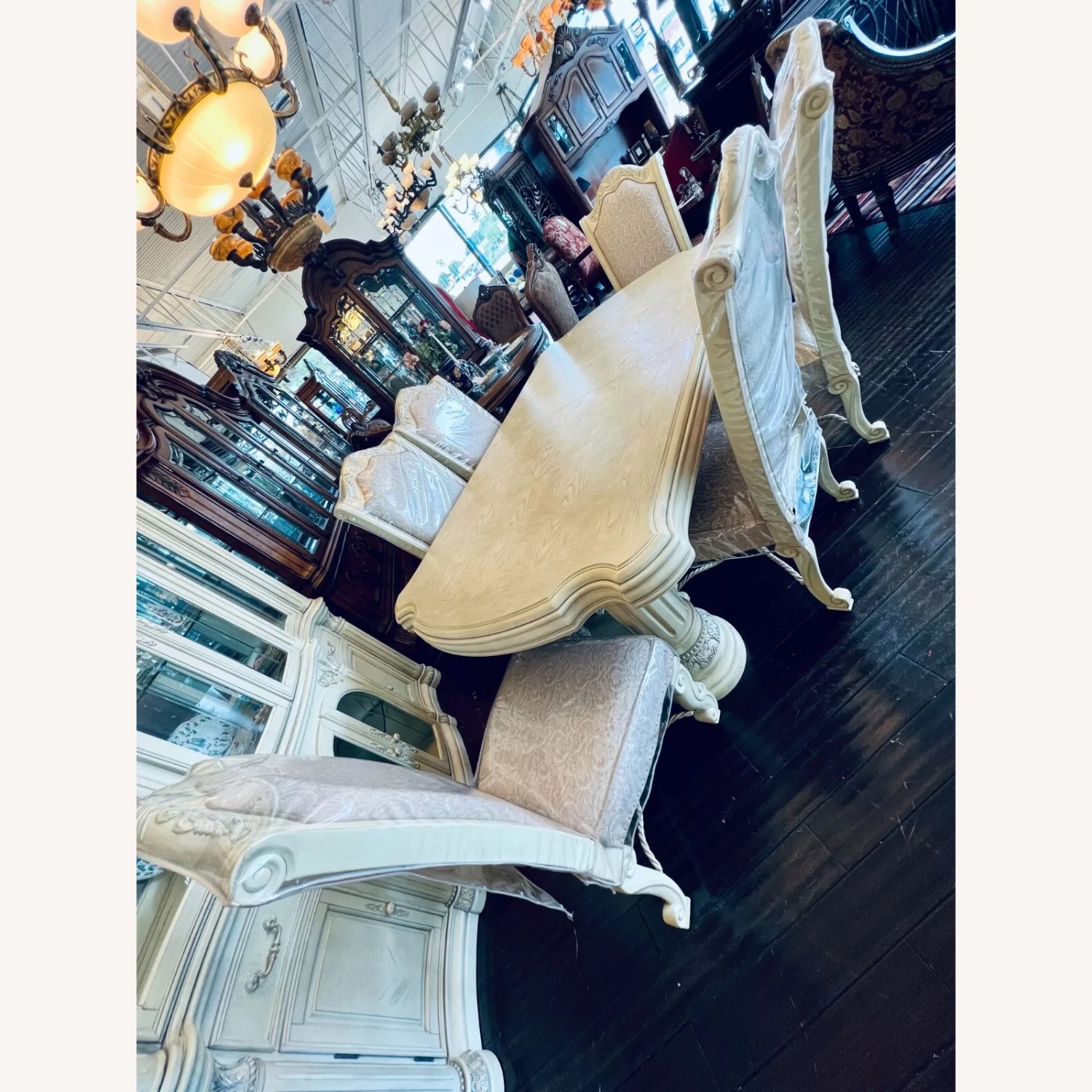 Michael Amini Monte Carlo Snow Dining Table - image-3