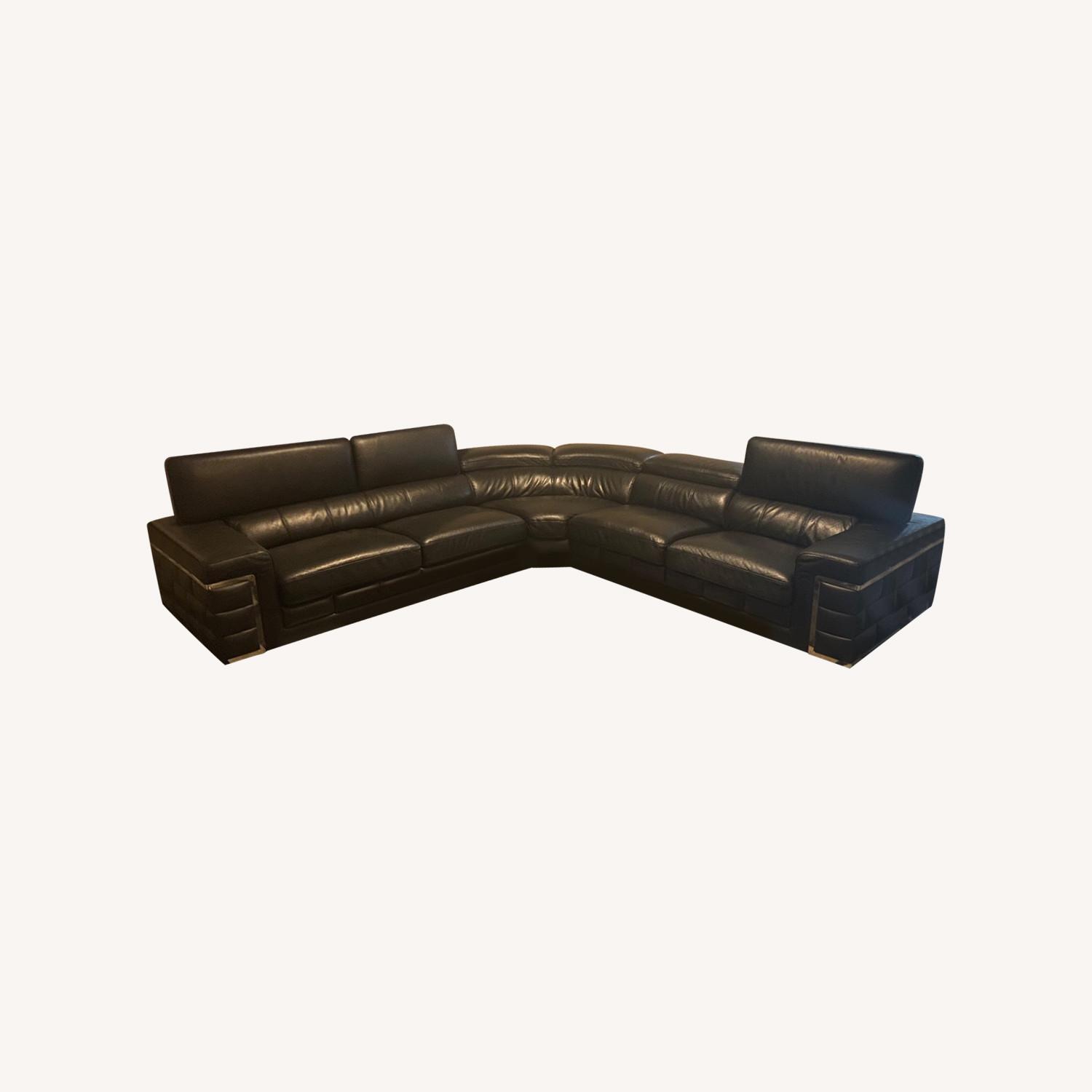 HollyWood Decor 3-Piece Sectional - image-0