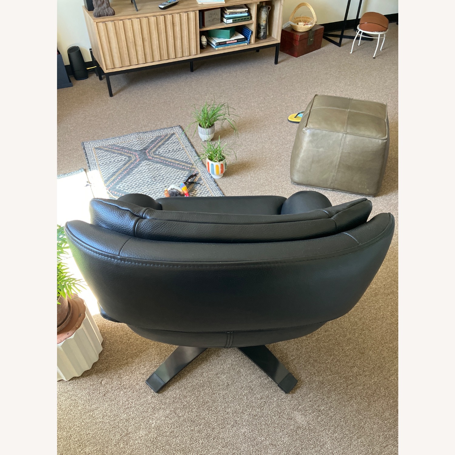 Leather Swival Recliner W Ottoman - image-4