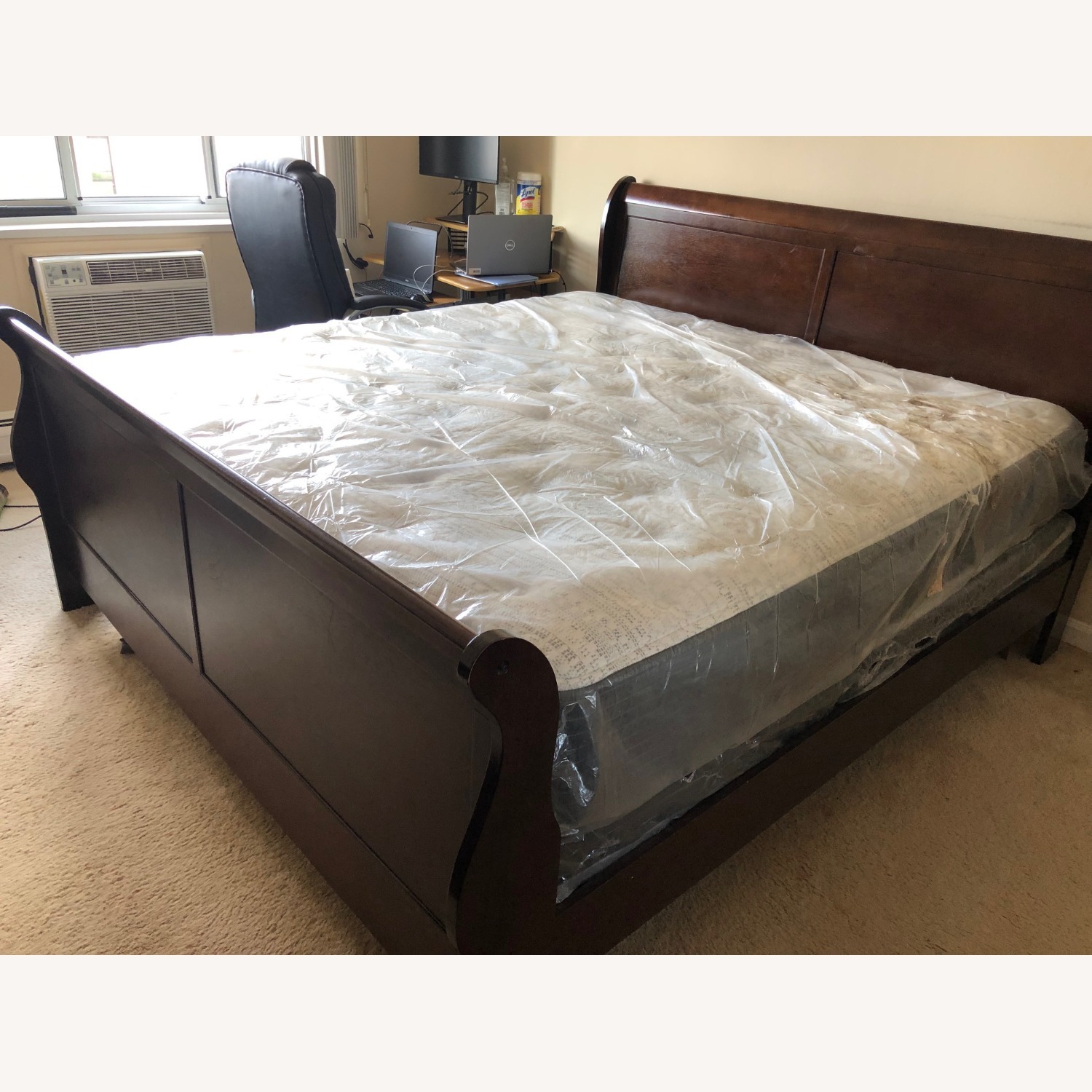 Neo Classic King Bed - image-4