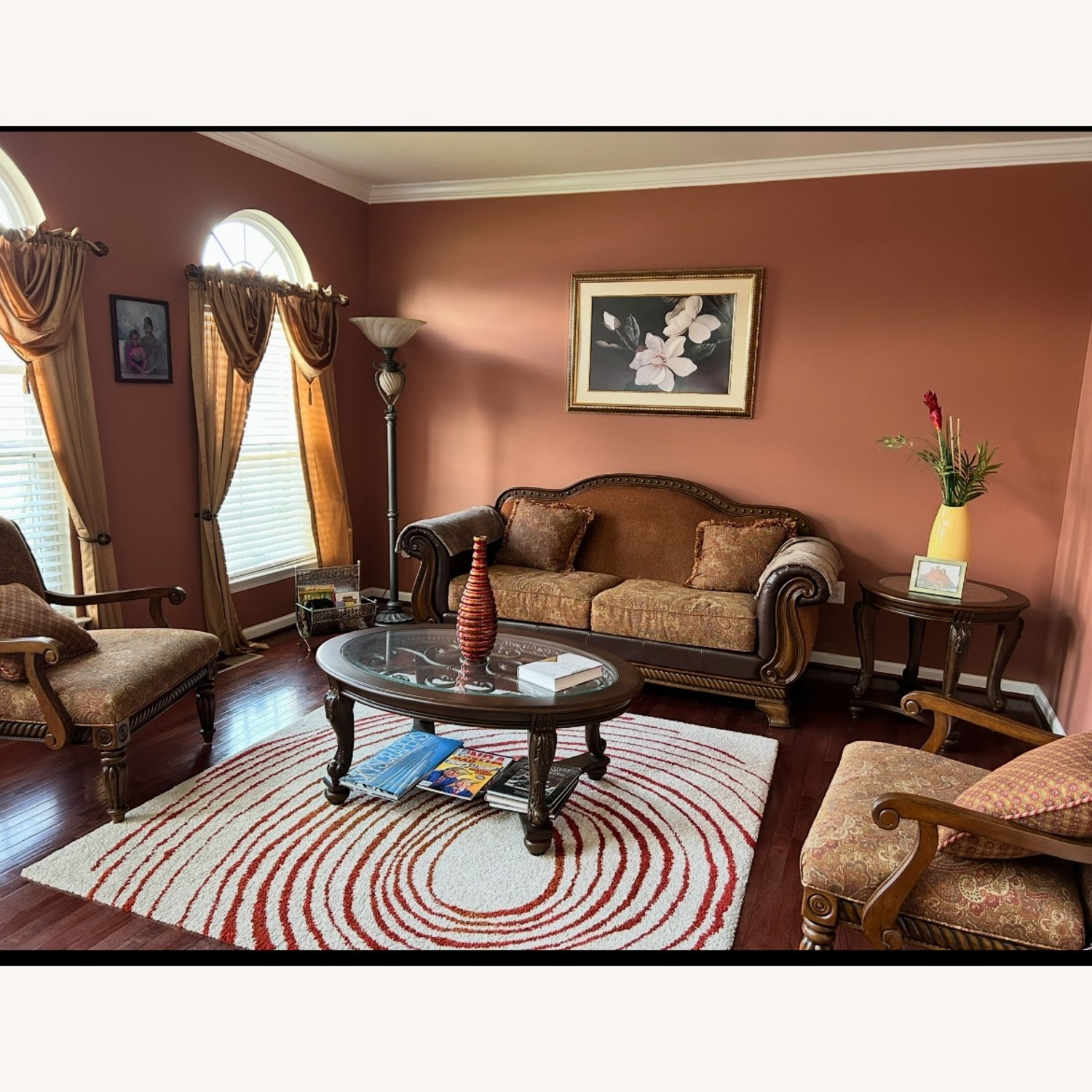 Elegant Sofa - image-3