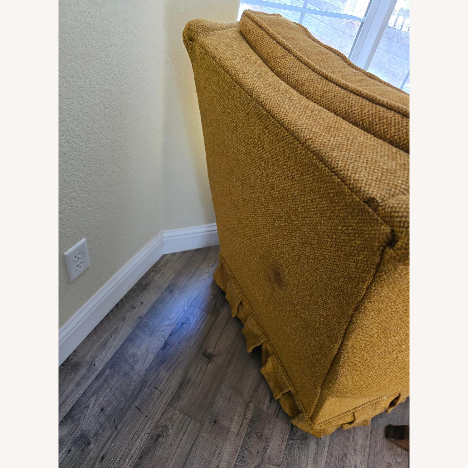 Non-Reclining Knit Fabric Yellow Armchair - image-3