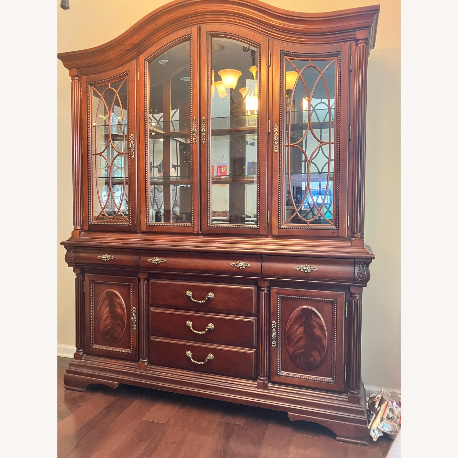 Vintage China Curio Cabinet - image-1