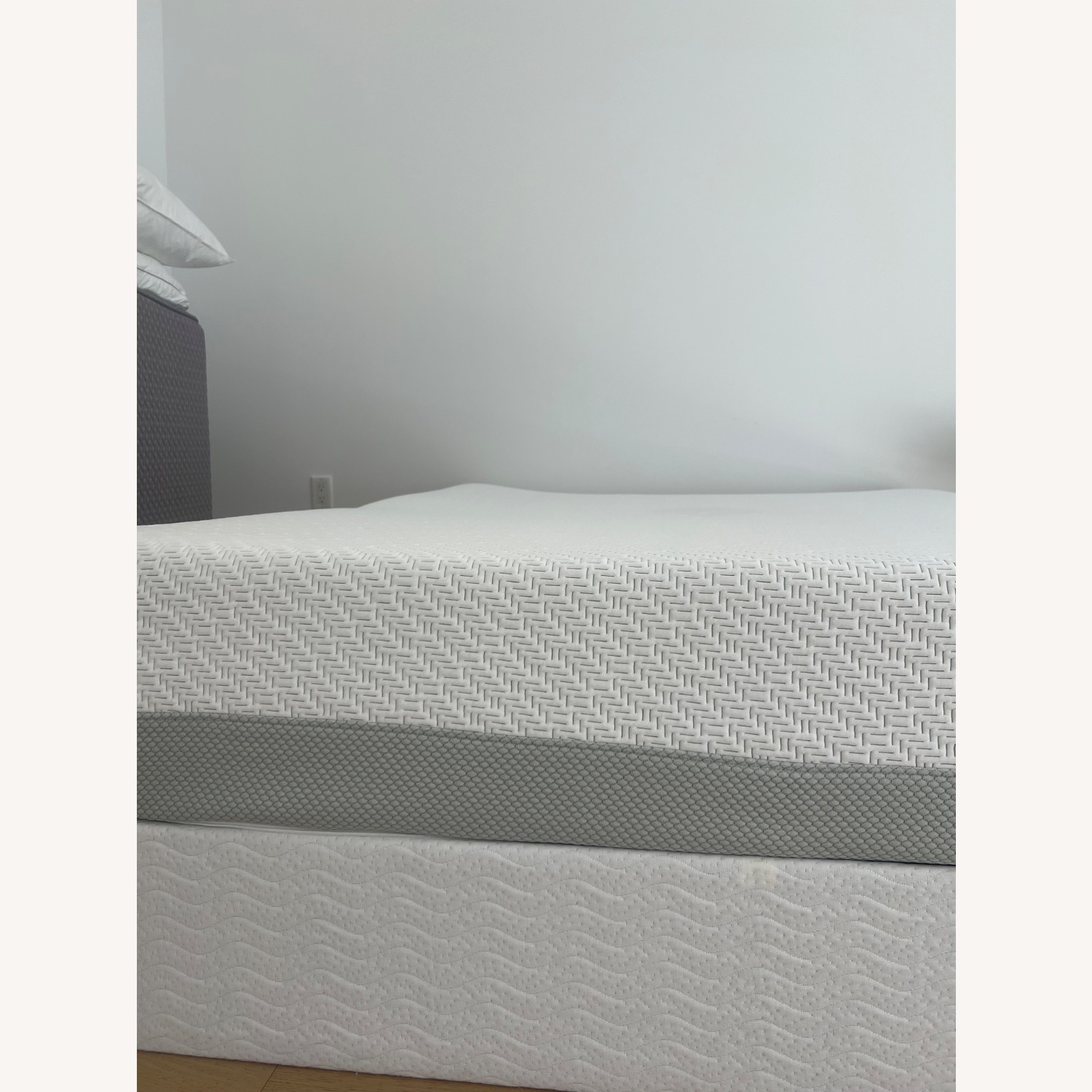ZINUS Bed Frame - image-2