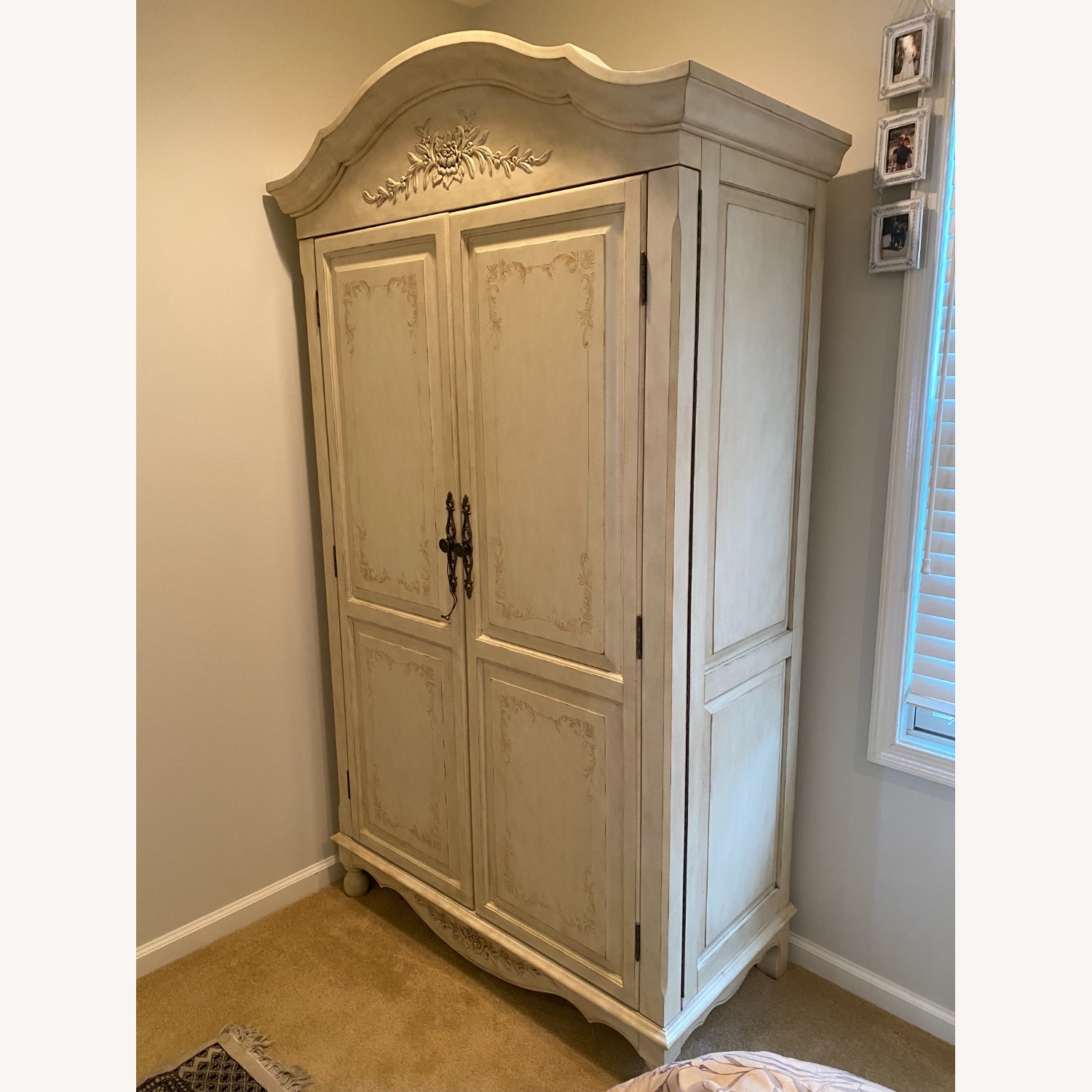 Armoire in Beige - image-3