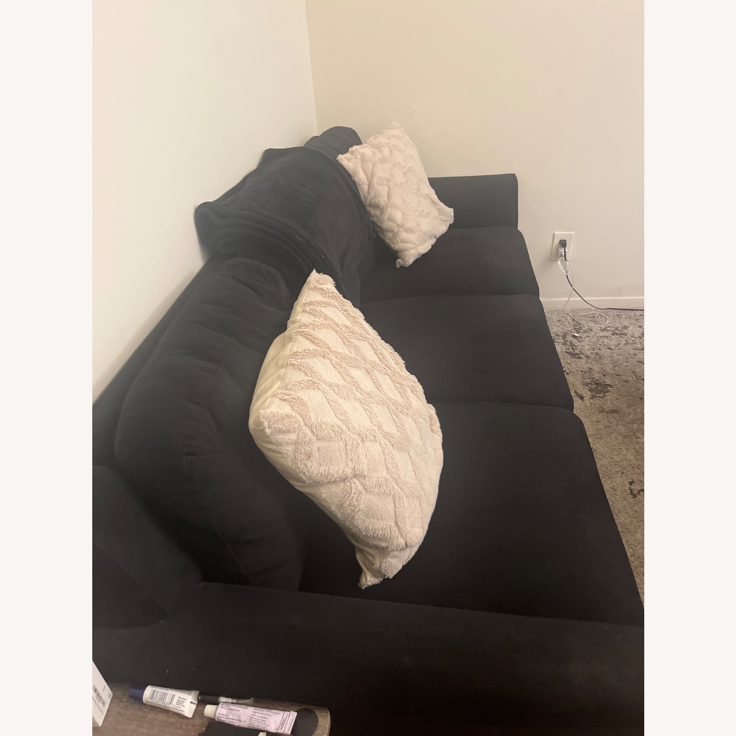 Target Sofa - image-2