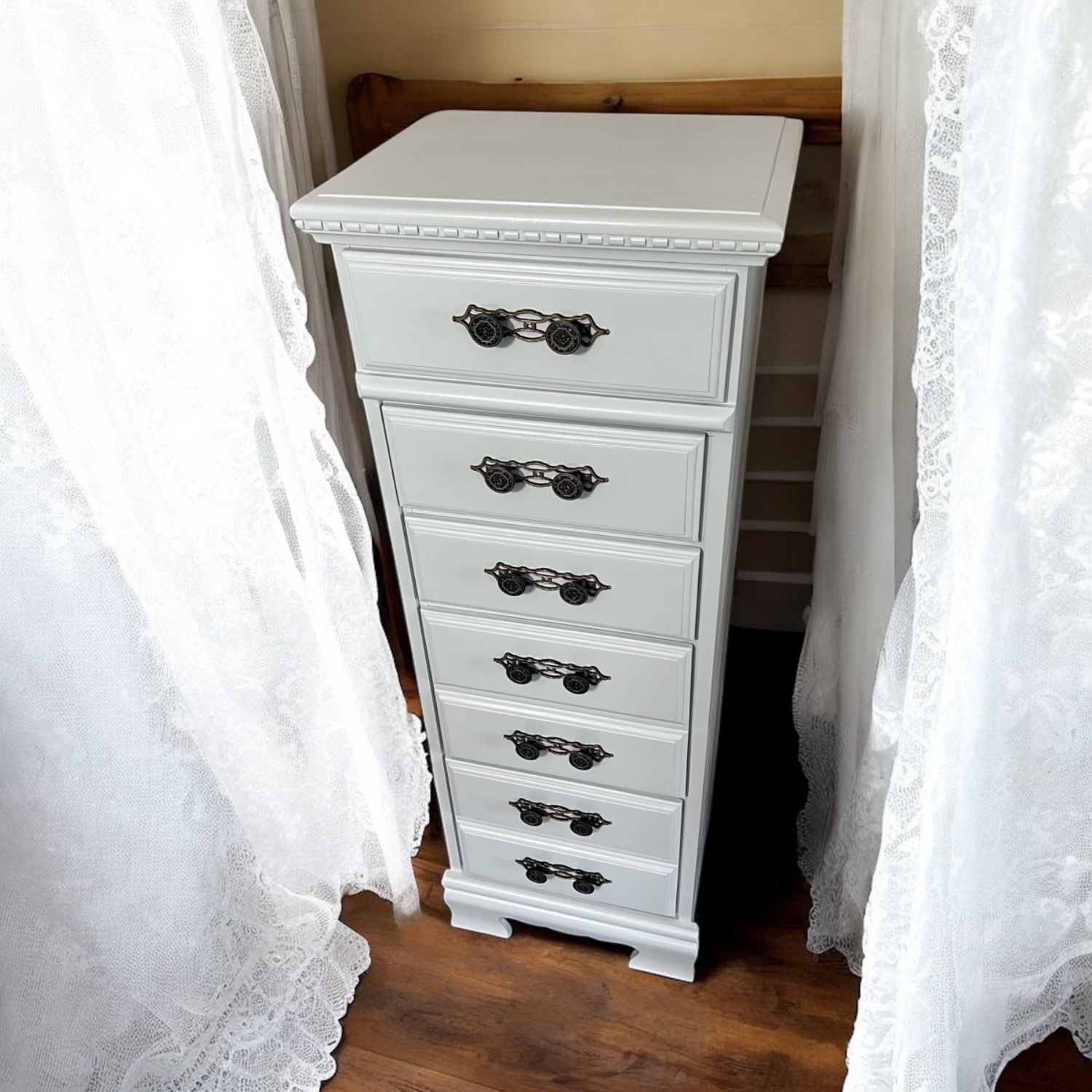 Solid Wood Lingerie Dresser - image-10