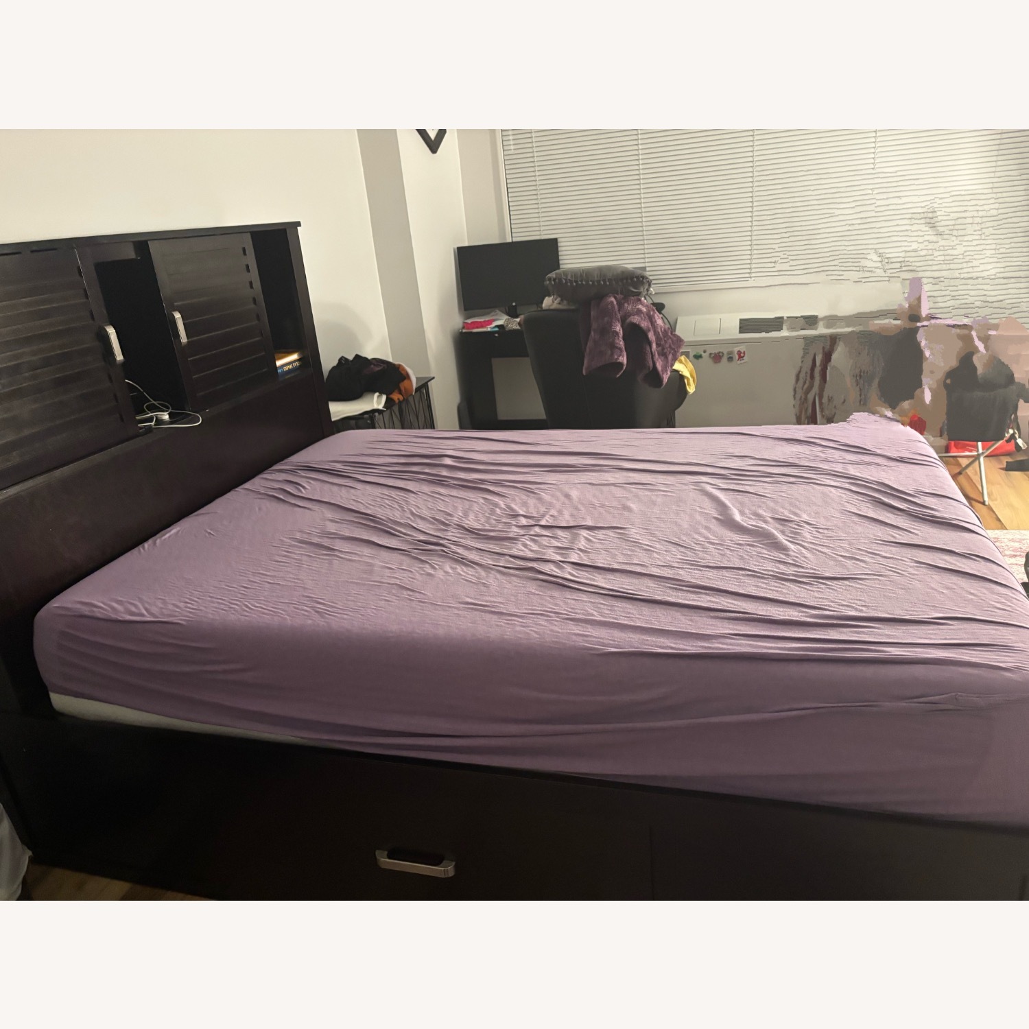 Bob's Discount Furniture Dalton Storage Bed with Bookshelf - image-3