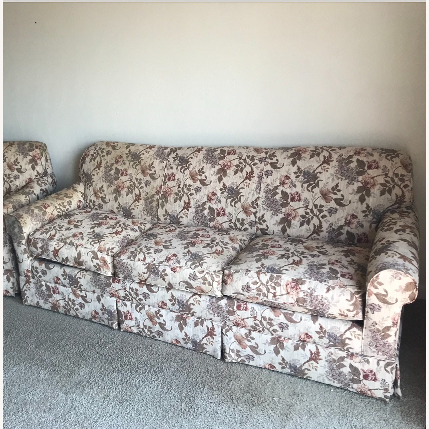 3-Seat Vintage Floral Couch - image-1