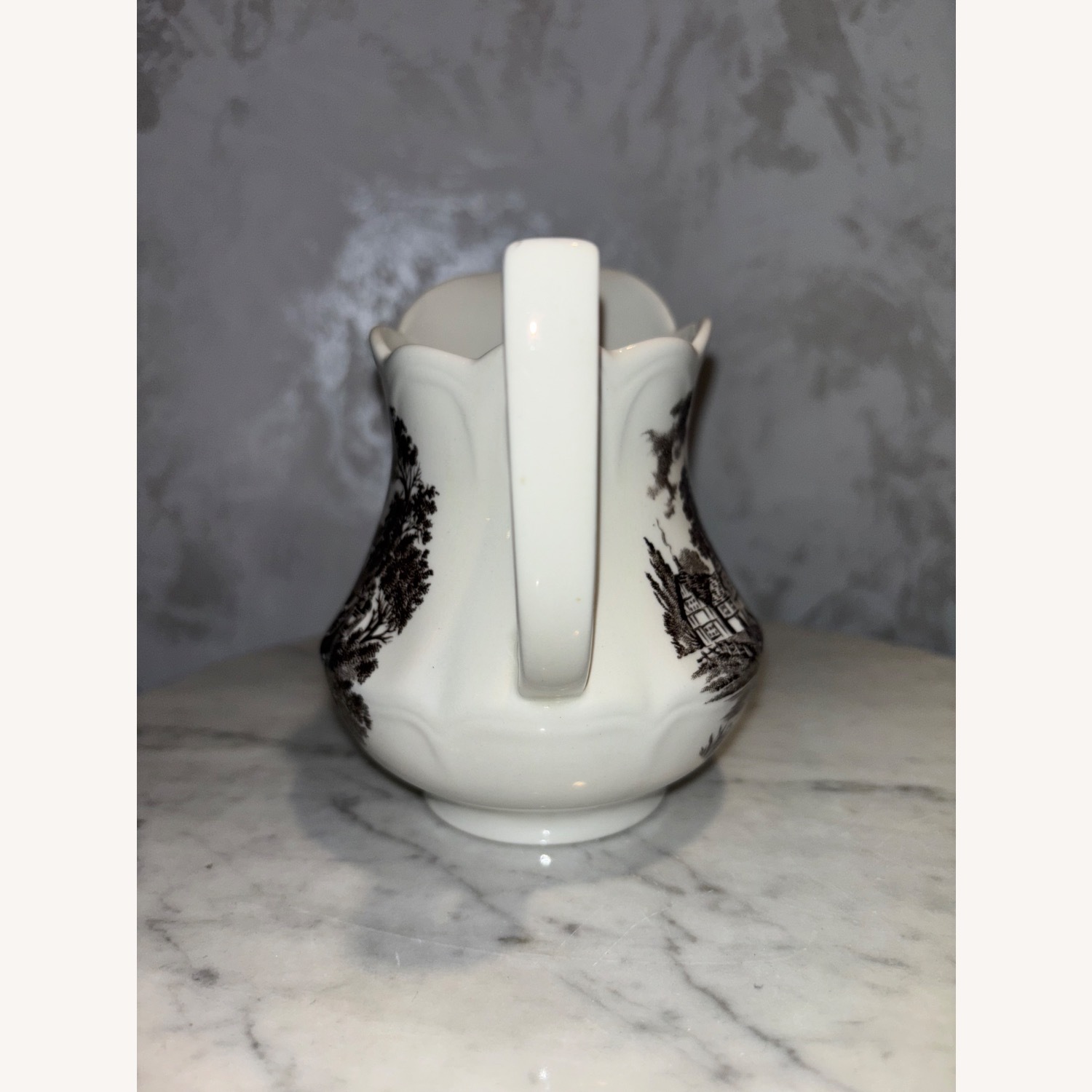 Vintage Stratford Stage Creamer By J.&G. Meakin  - image-4