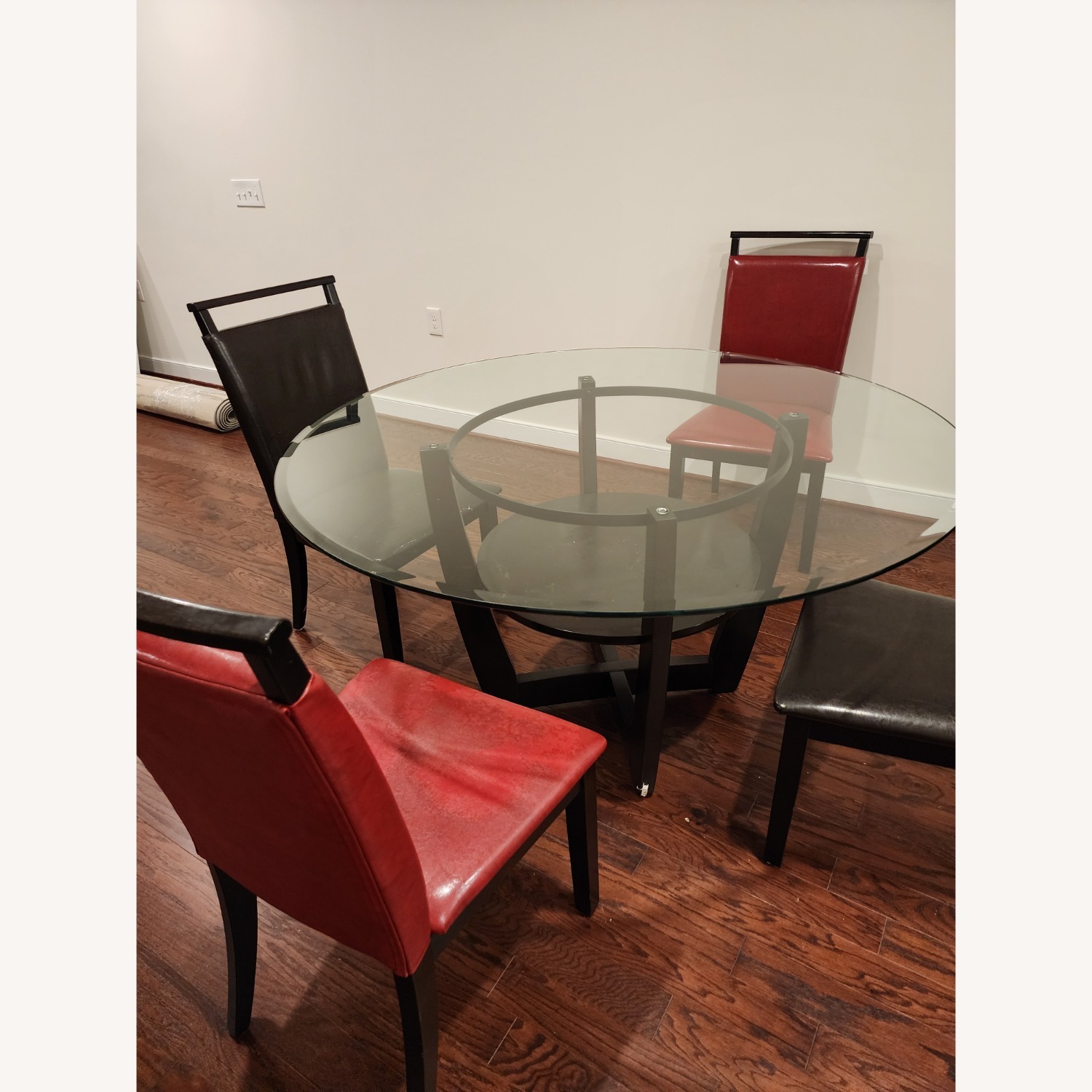 Rooms To Go Round Glass Table - Modern - image-1