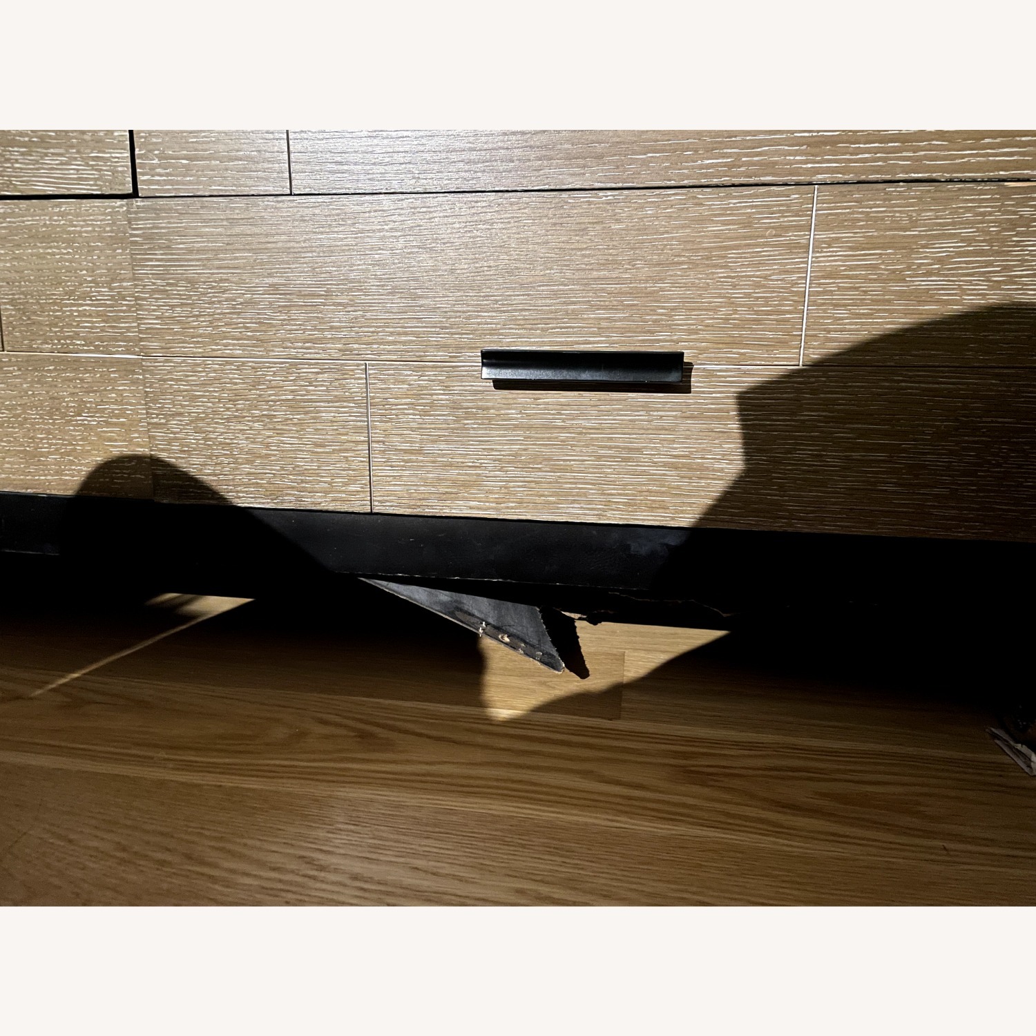 8-drawer Dresser With Large Mirror - image-4