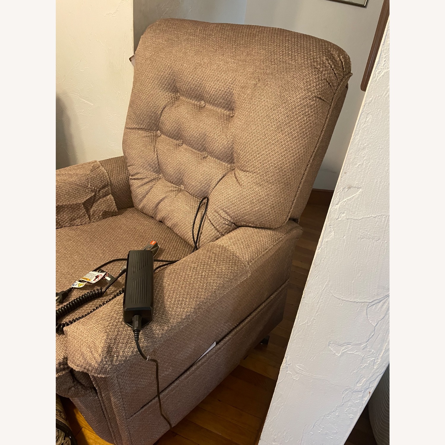 Pride Mobility Lift Chair  - image-3