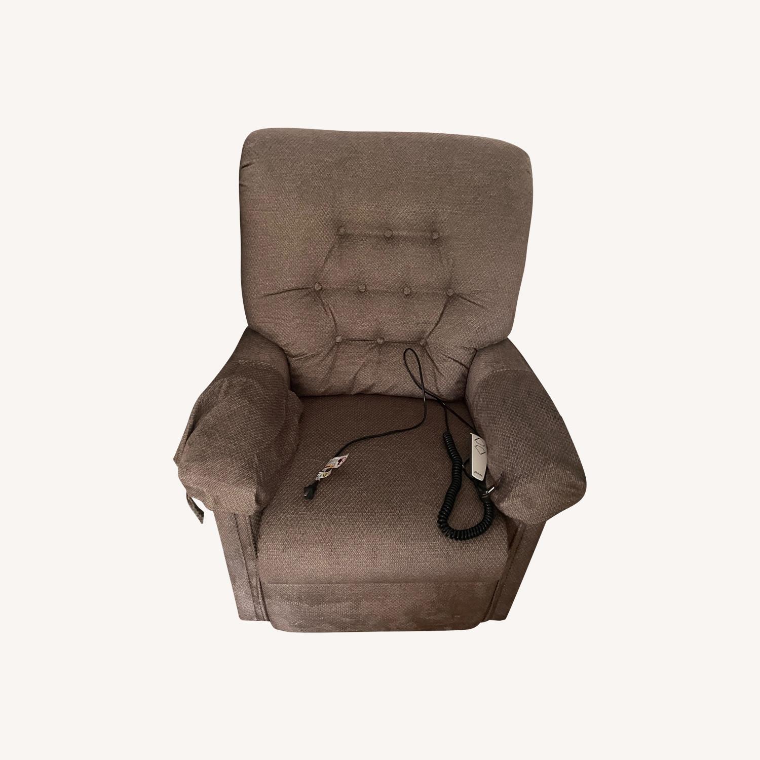 Pride Mobility Lift Chair  - image-0