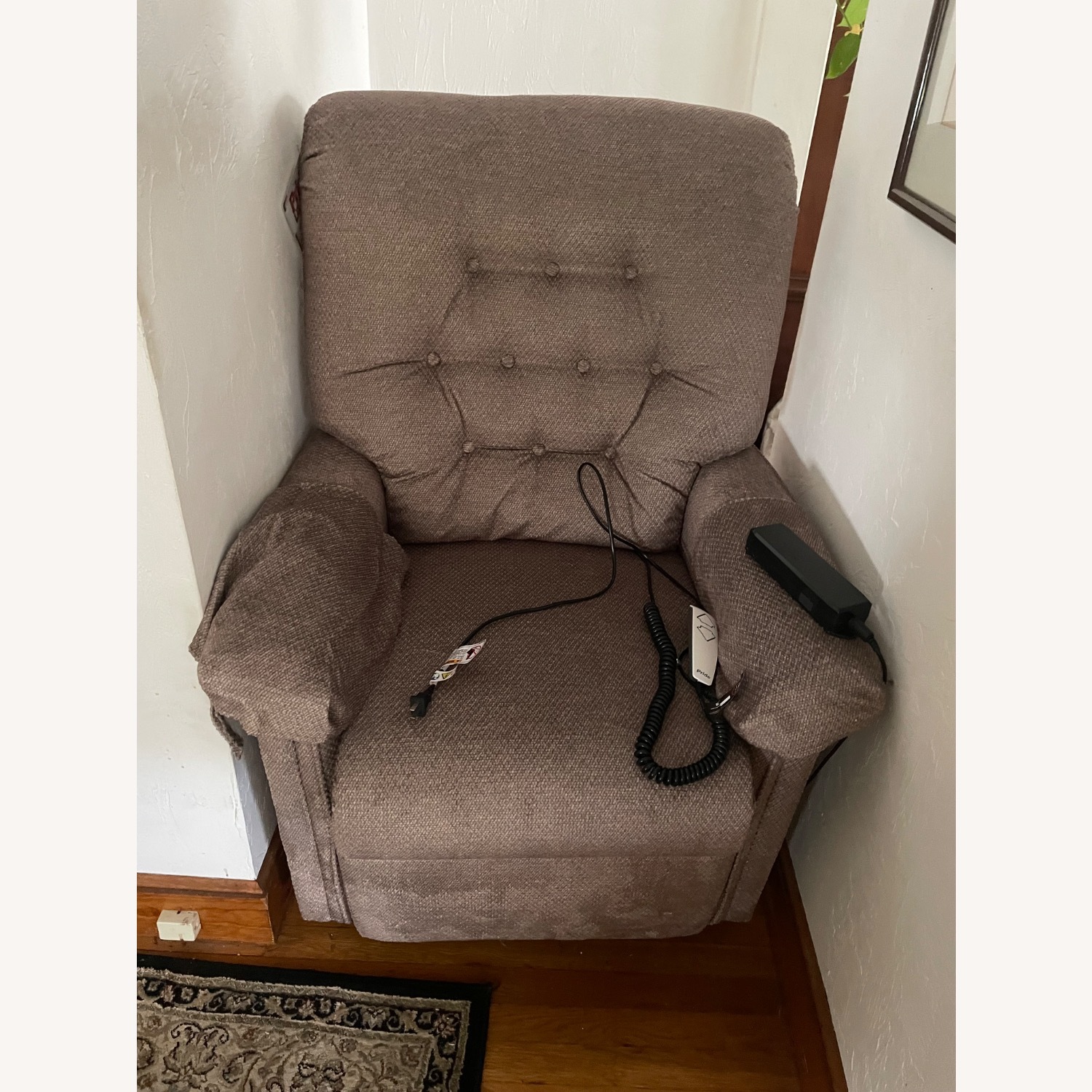 Pride Mobility Lift Chair  - image-1