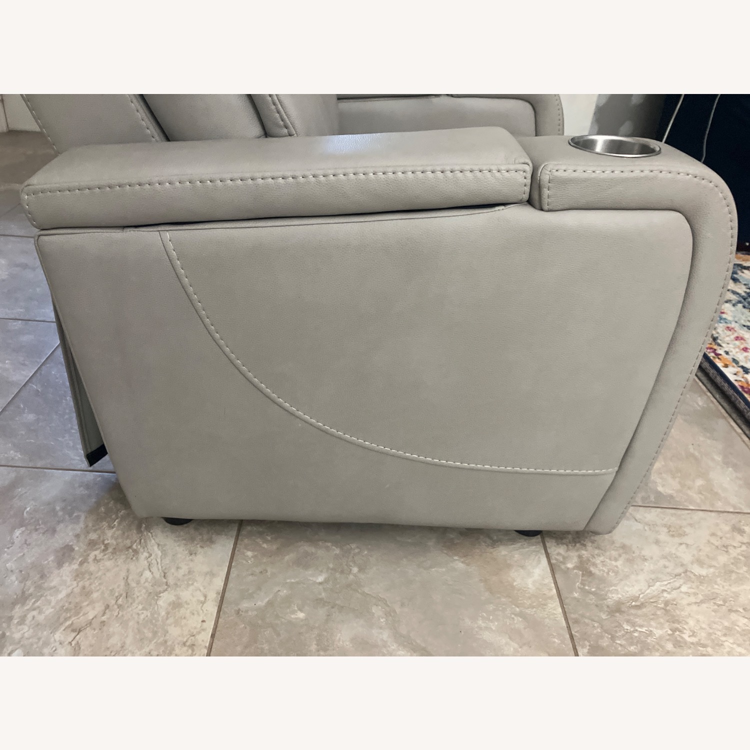 Kane's Furniture Grey Recliner - image-7