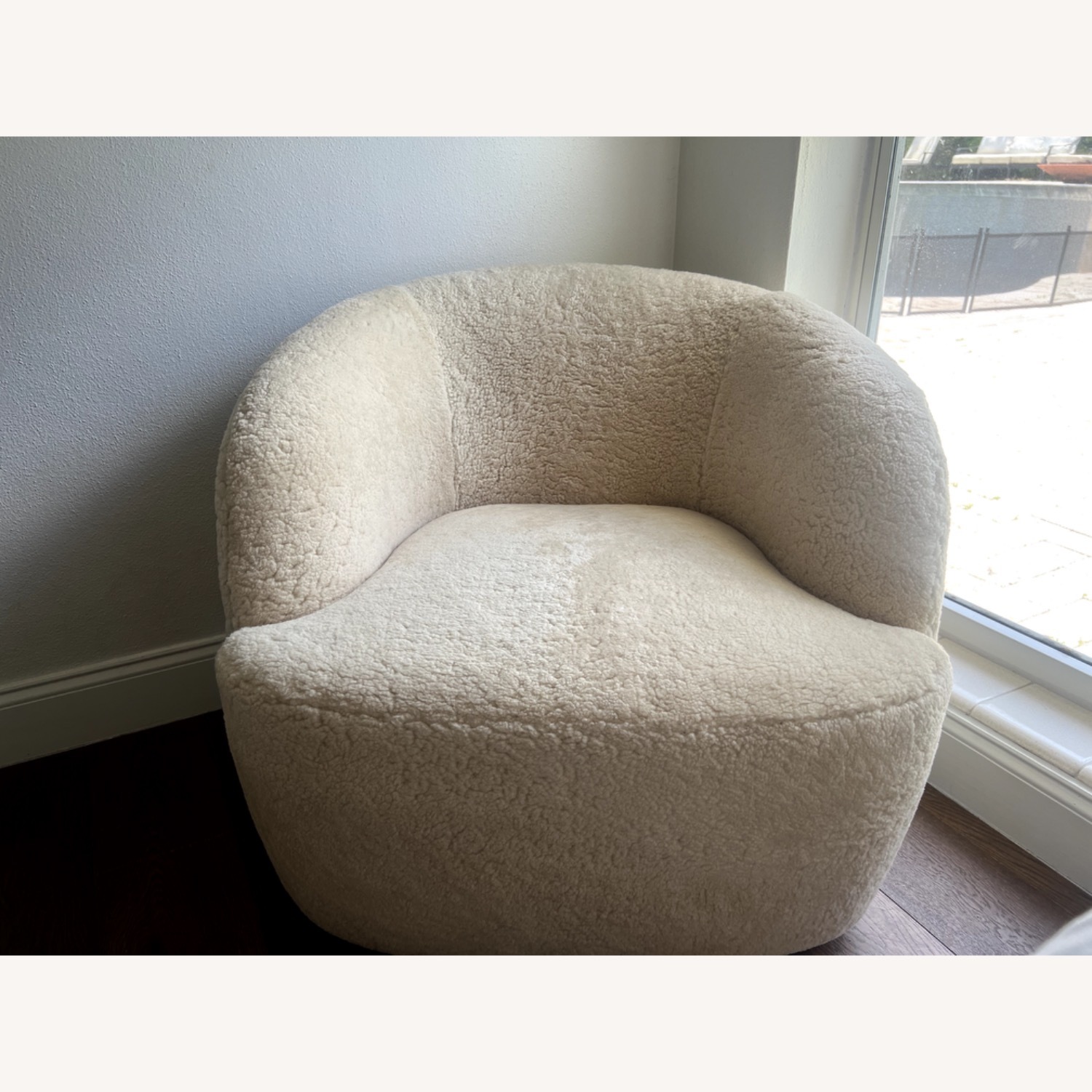 CB2 Gwyneth Shearling Swivel Chair  - image-5