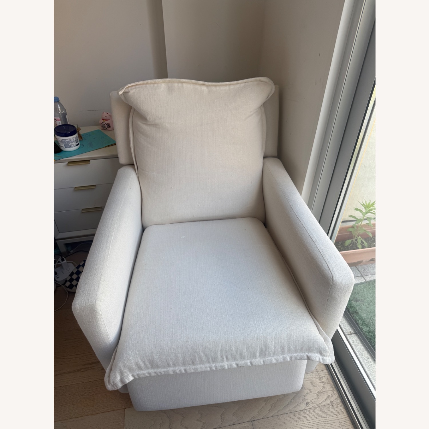 Oilo Studio Flynn Recliner - image-2