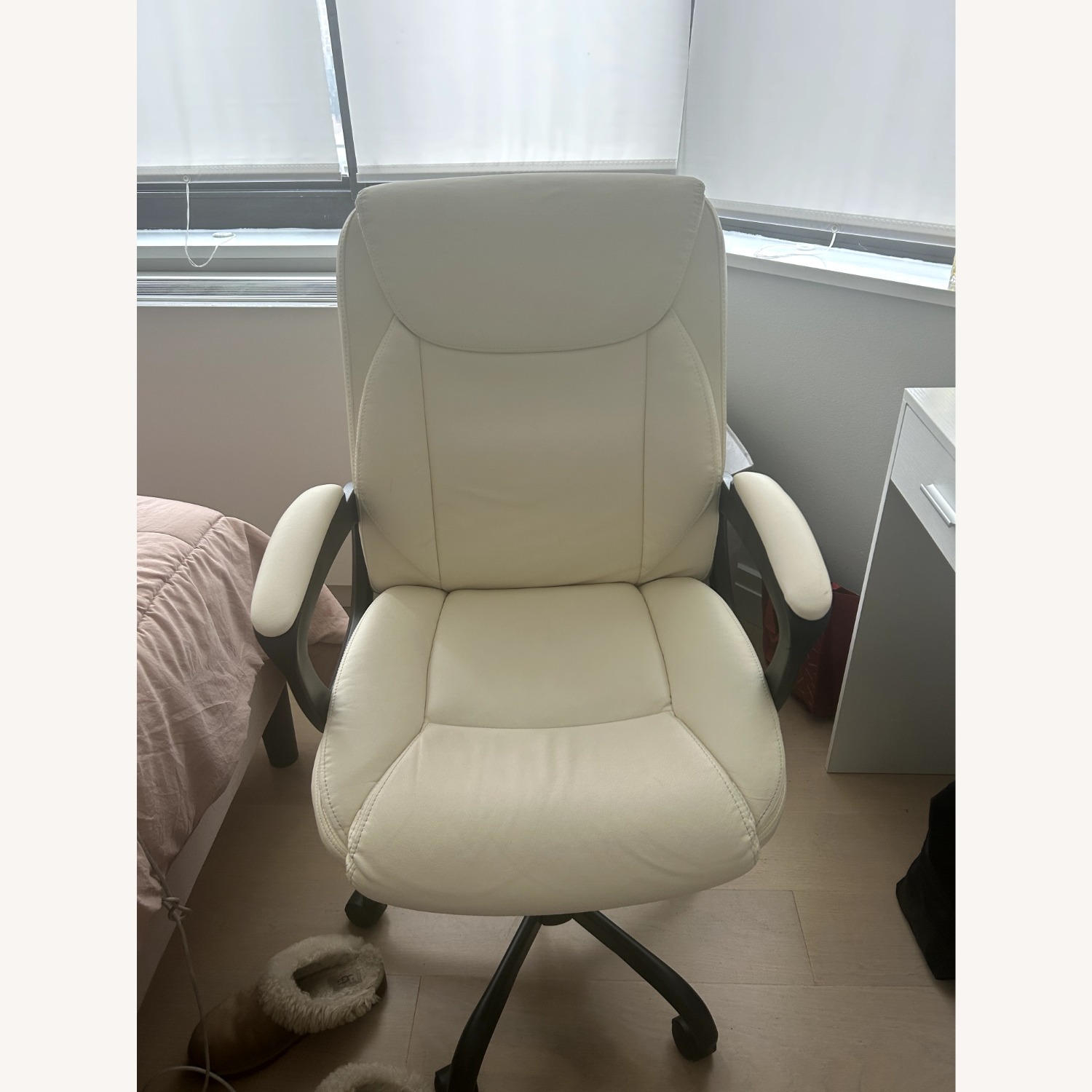 Classic Puresoft PU Padded Computer Desk Chair - image-3