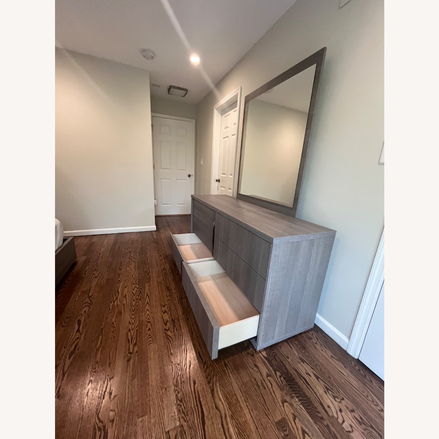 Modern Tivoli Dresser with Mirror - image-4