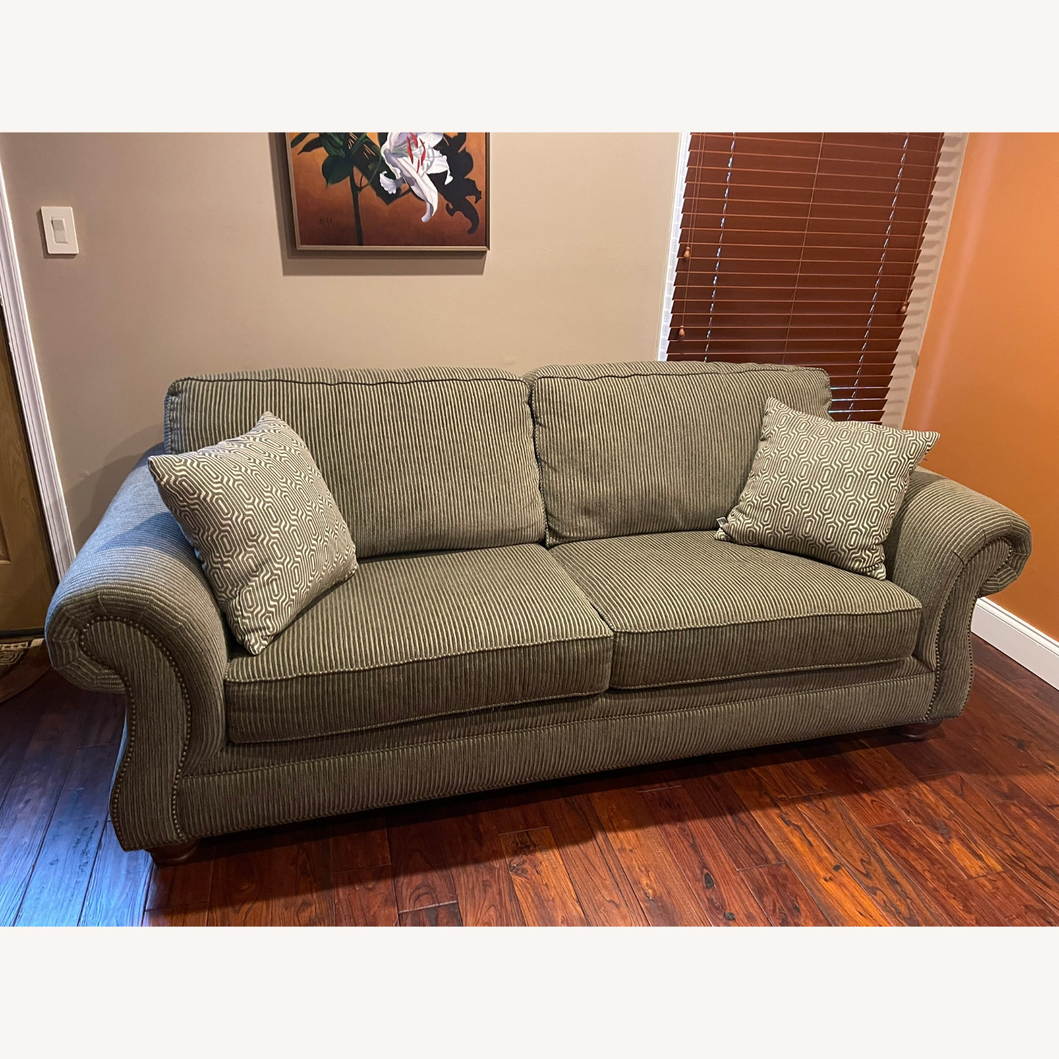 Broyhill Queen Sleeper Couch - image-1