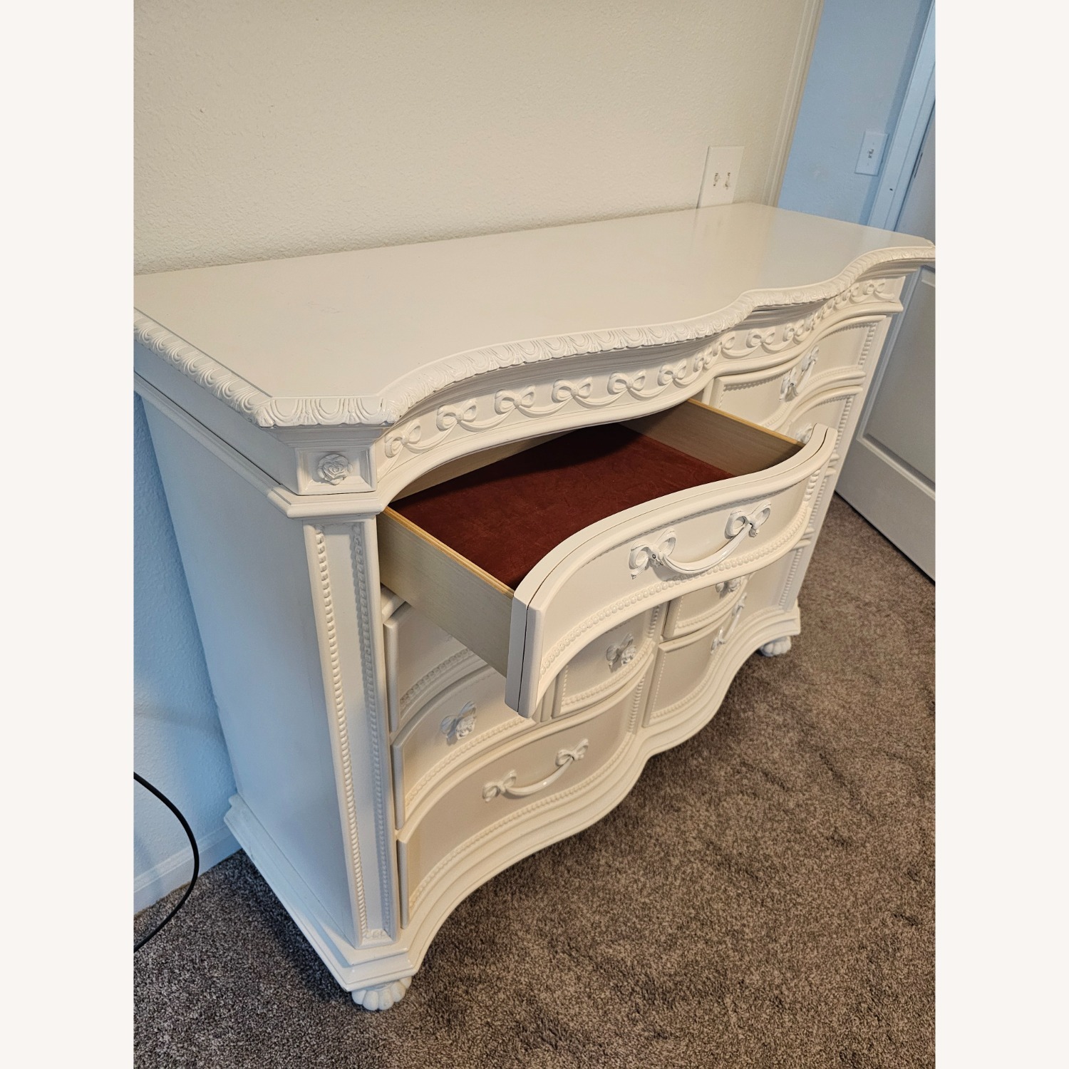 Disney Princess Fairytale White 8 Drawer Dresser - image-7