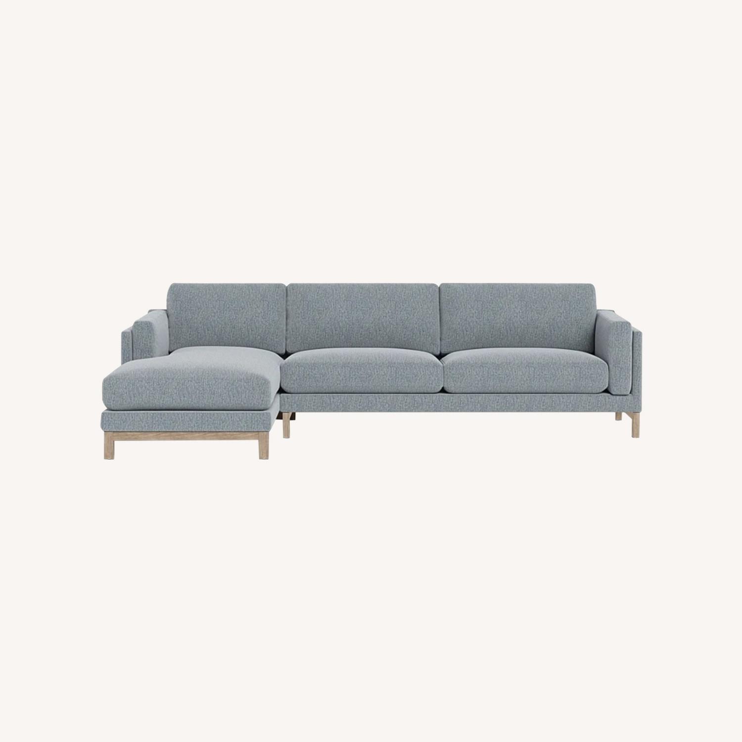 Interior Define Sectional Couch - image-0