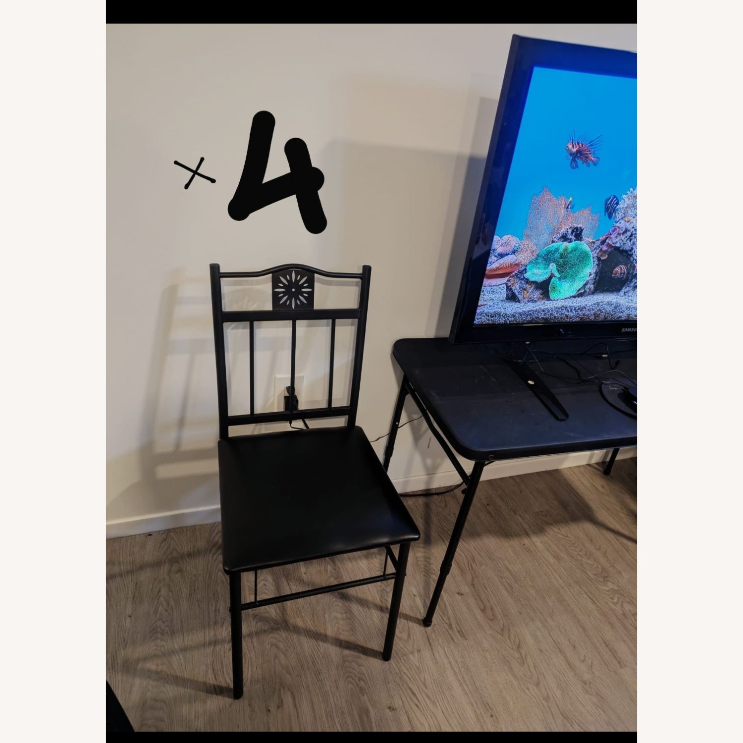 Set of 4 Vecelo Dining Chairs  - image-1