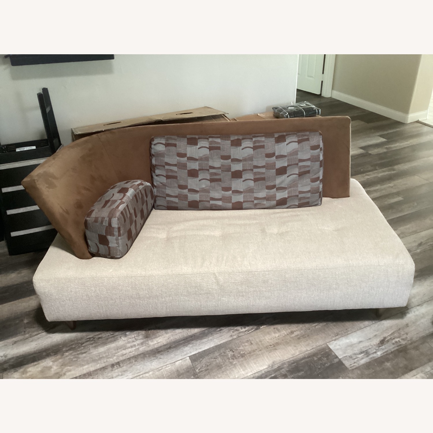 Natural Color Sectional Sofas - image-5