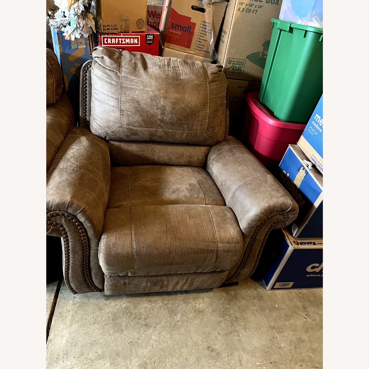 Larkinhurst Manual Rocker Recliner - image-3