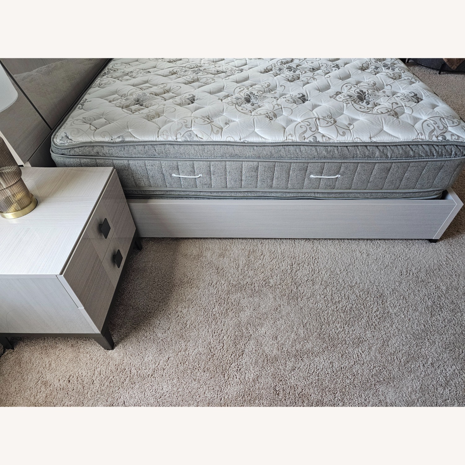 Mont Blanc Gray Queen Headboard & Frame - image-3