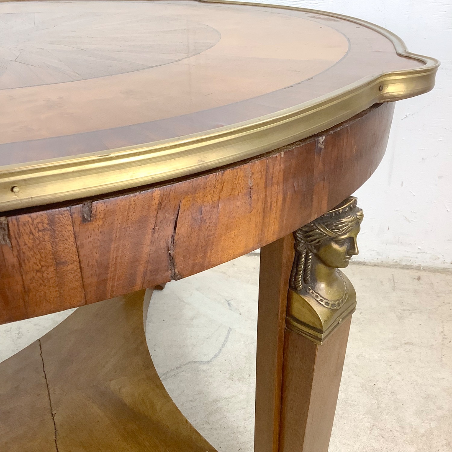 Neoclassical Gueridon Table - image-3