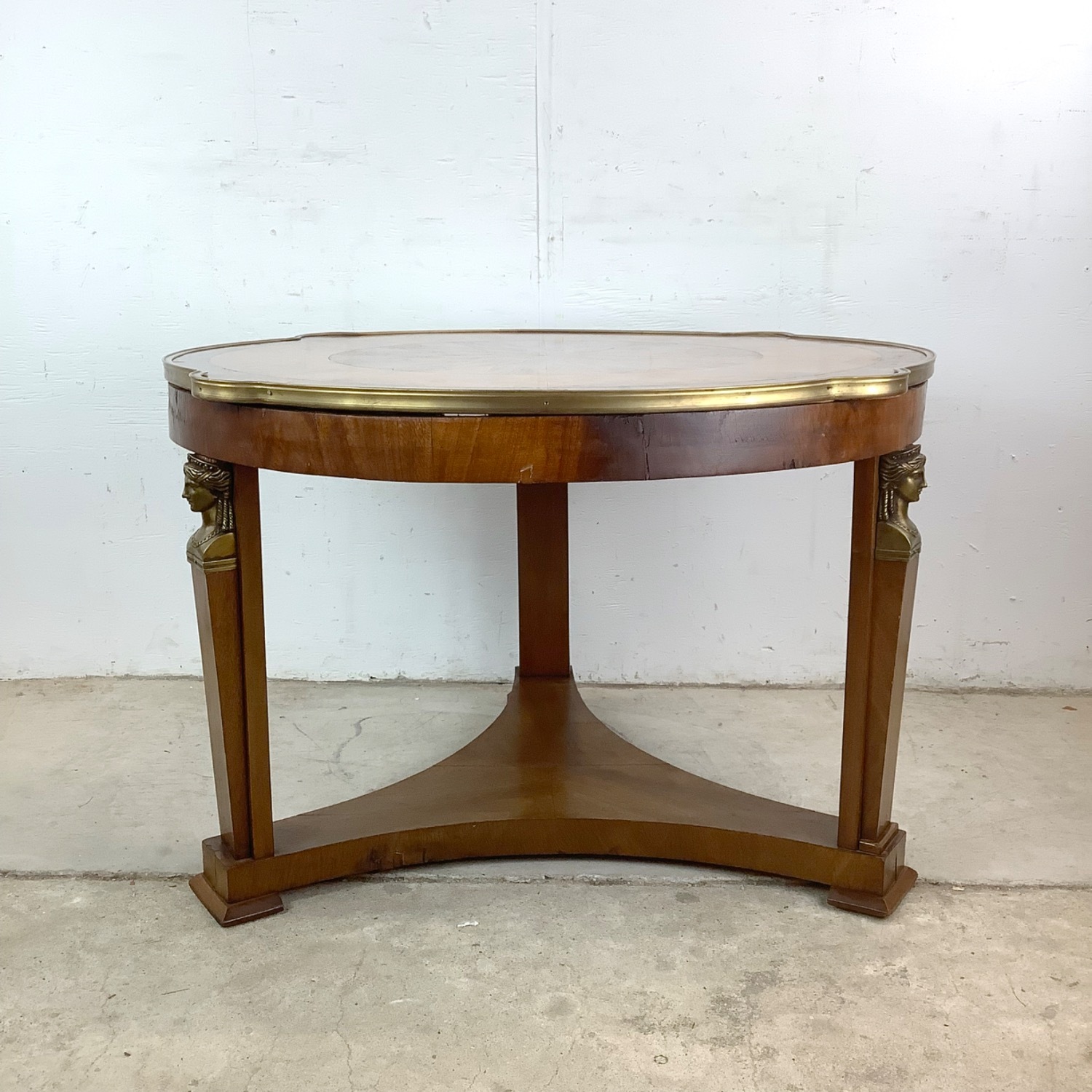 Neoclassical Gueridon Table - image-0