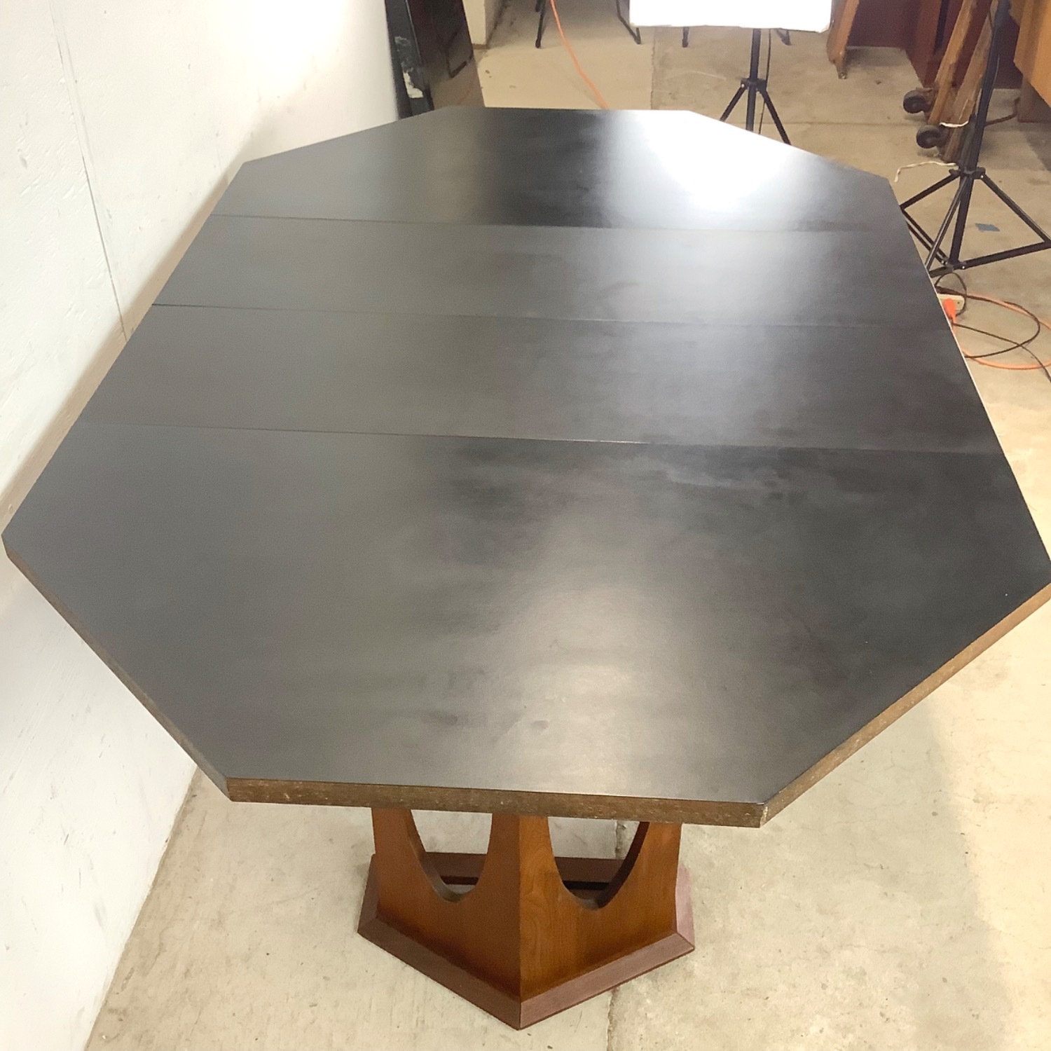 Mid-Century Pedestal Dining Table W Leaves - image-15