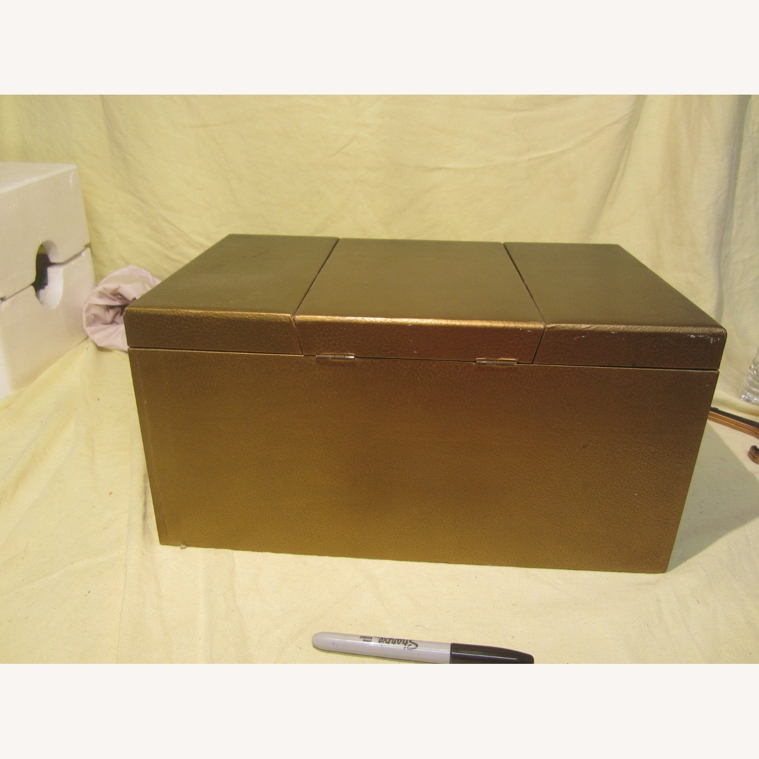 Vintage Jewelry Box - image-8