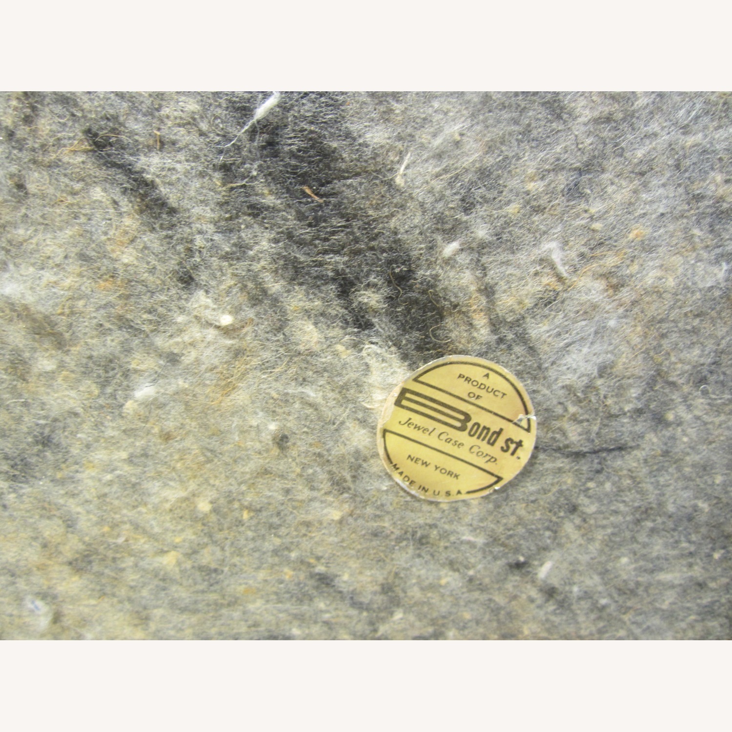 Vintage Jewelry Box - image-11