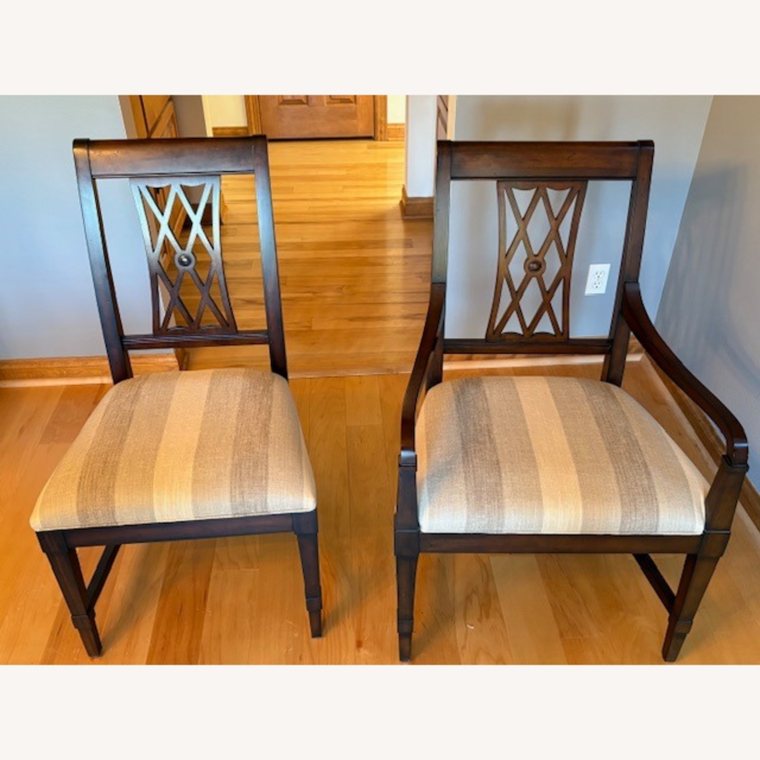 Ethan Allen Full Dining Room Set - image-4