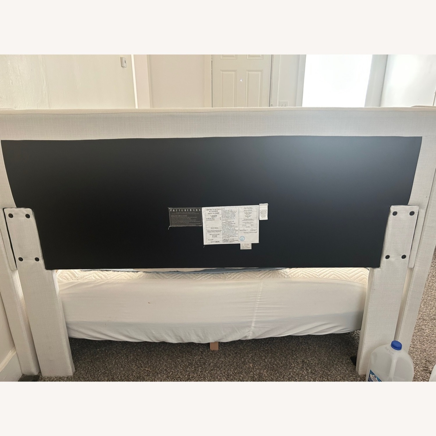 Elliot Shelter Upholstered Queen Bed - image-2