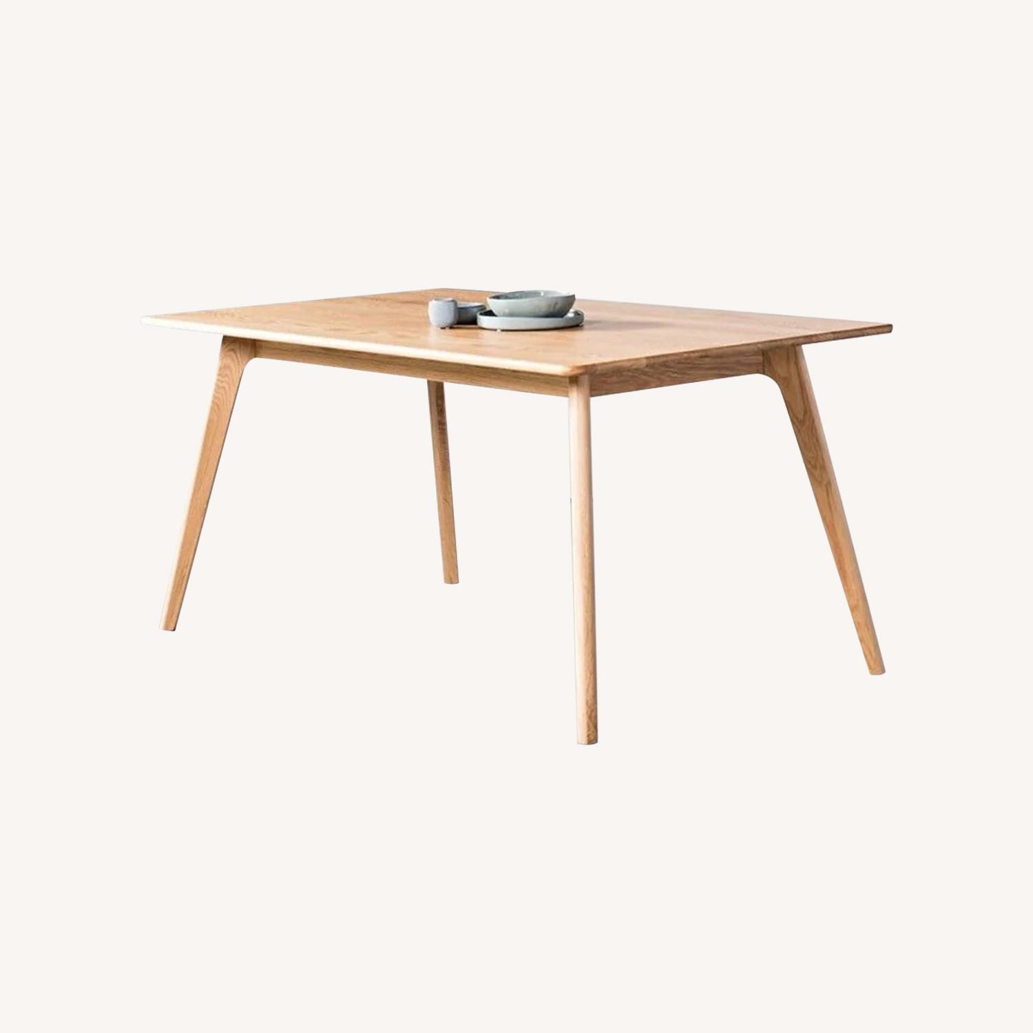 IconByDesign- Magnus Table - image-0