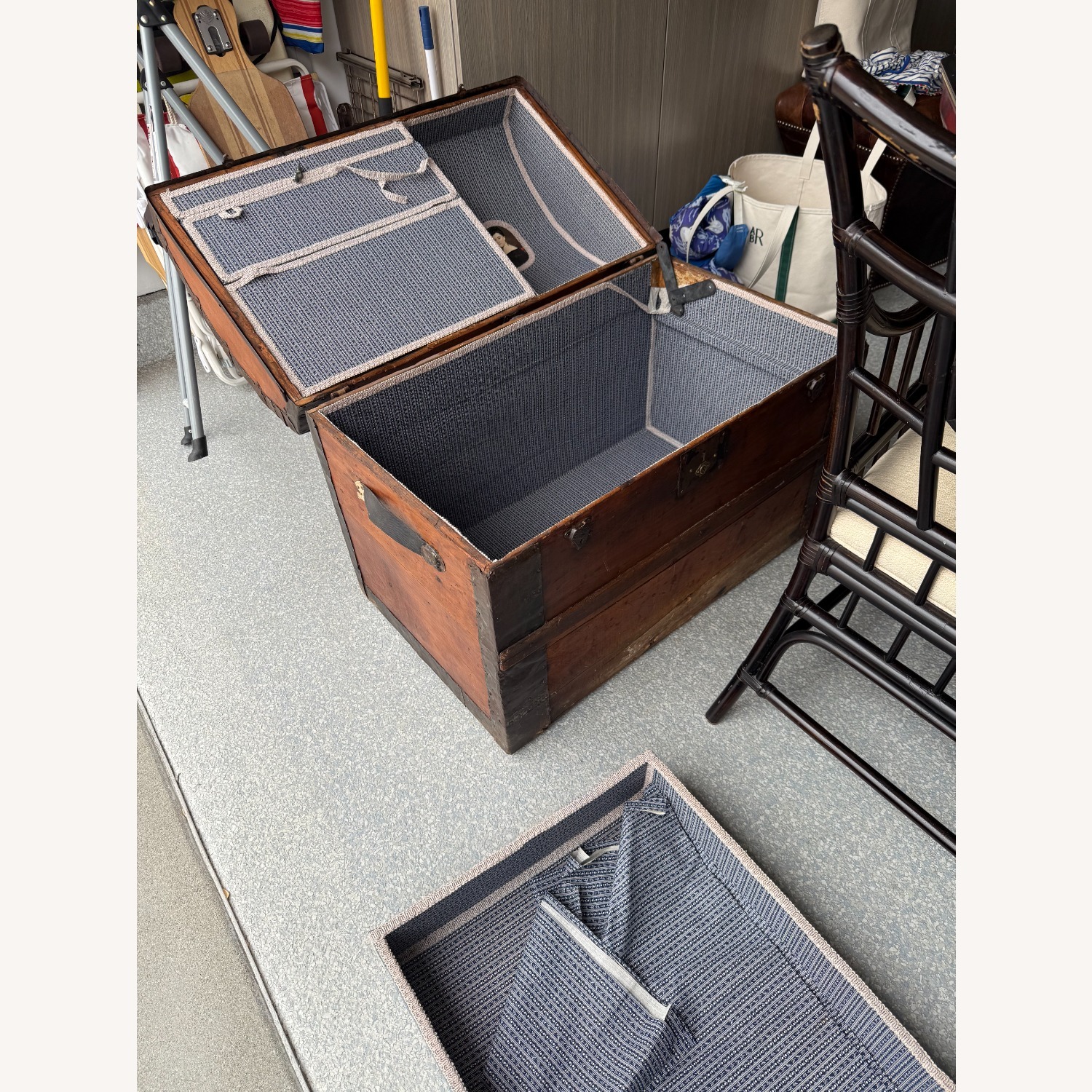 Luxury Hope Chest/Trunk - image-2