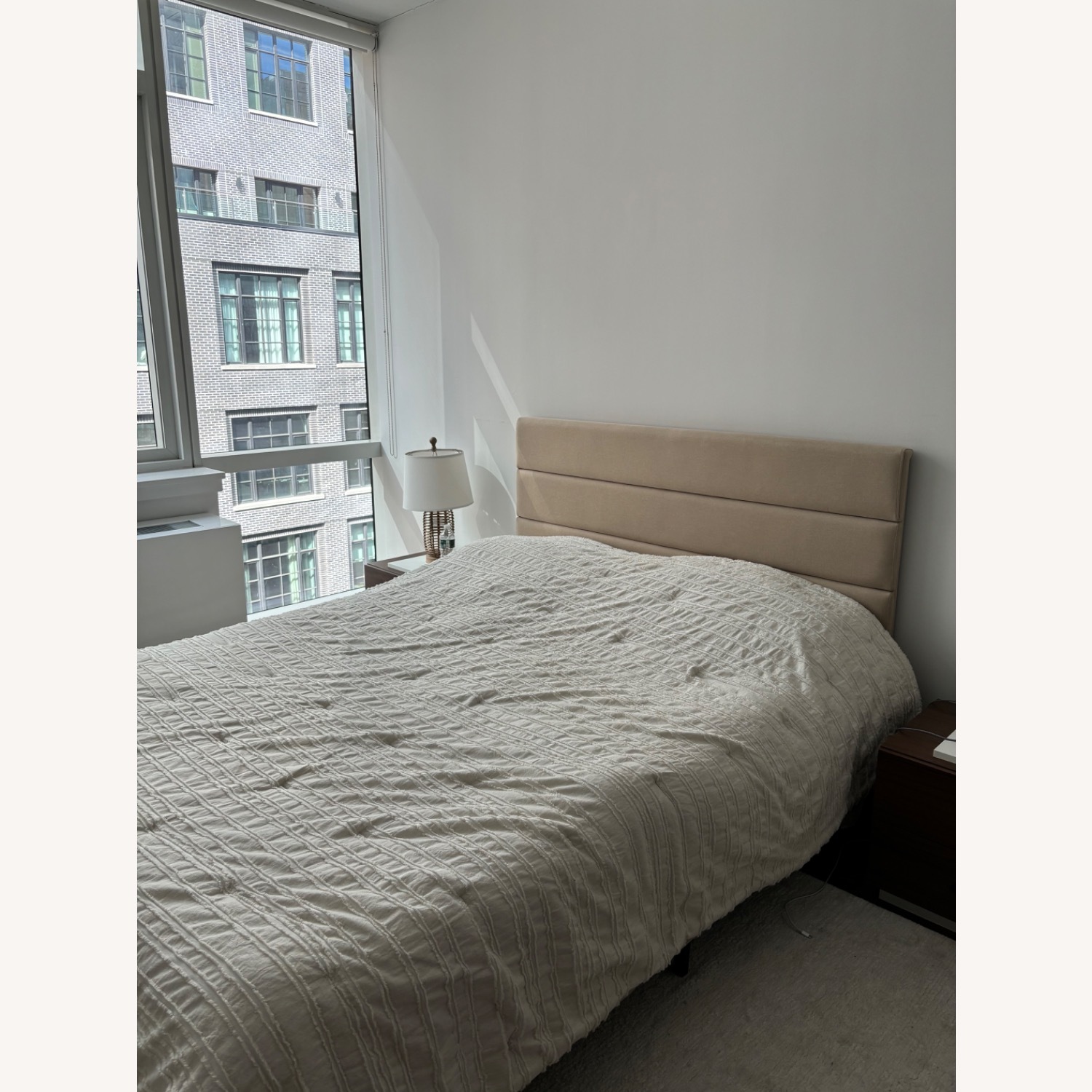 Elison Platform Bed  - image-1