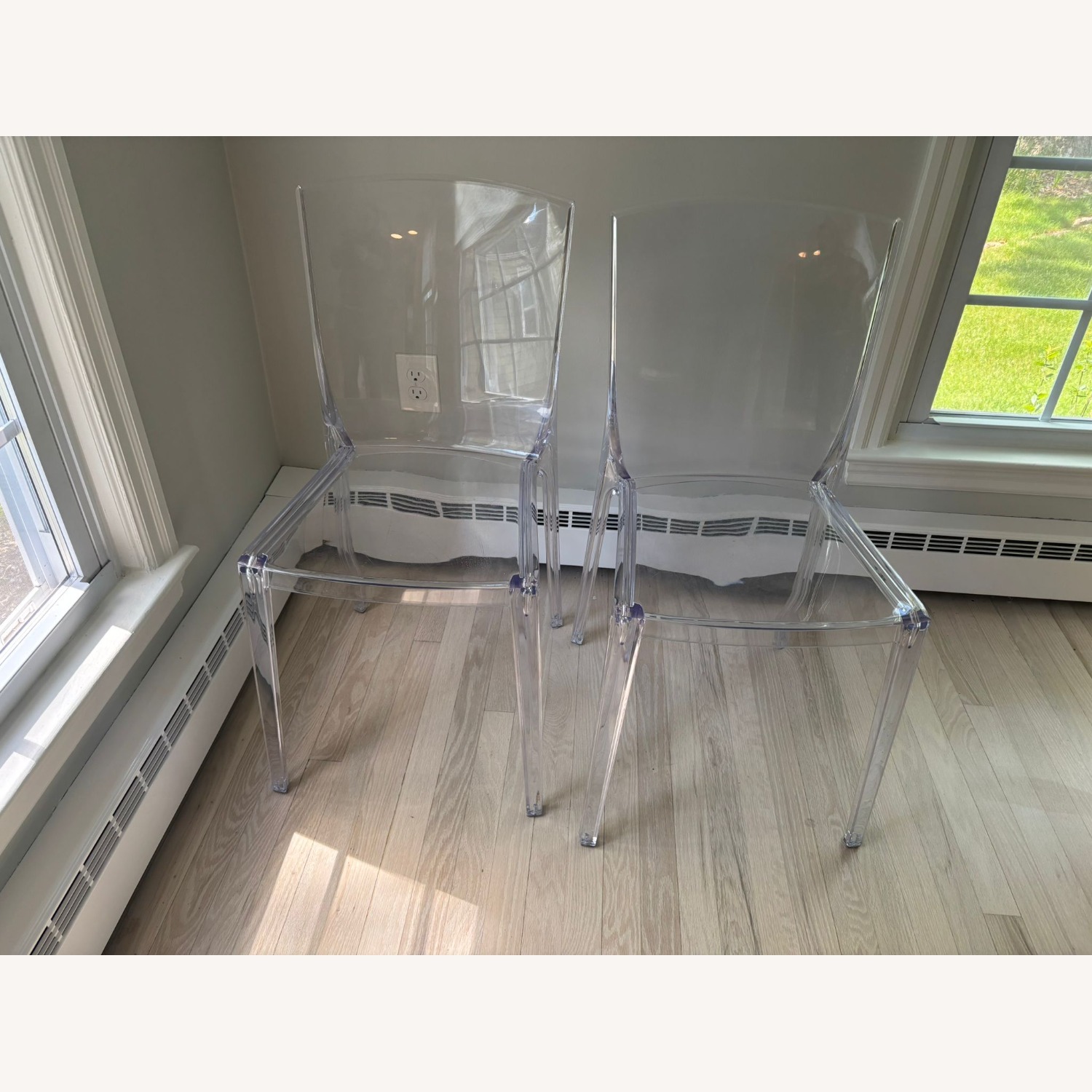 Clear Acrylic Stacking Chair 2 - image-3