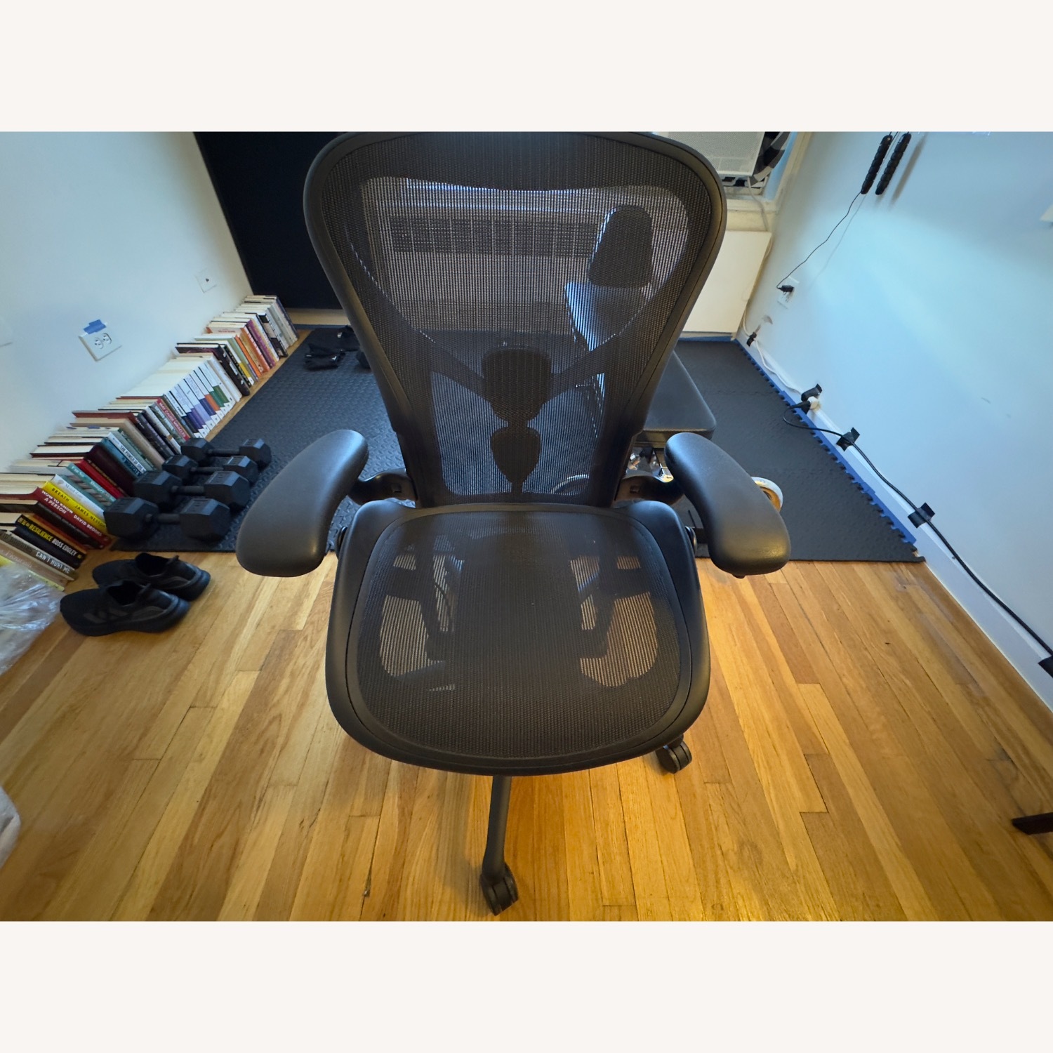 Herman Miller Aeron B, Fully Adjustable Chair - image-2