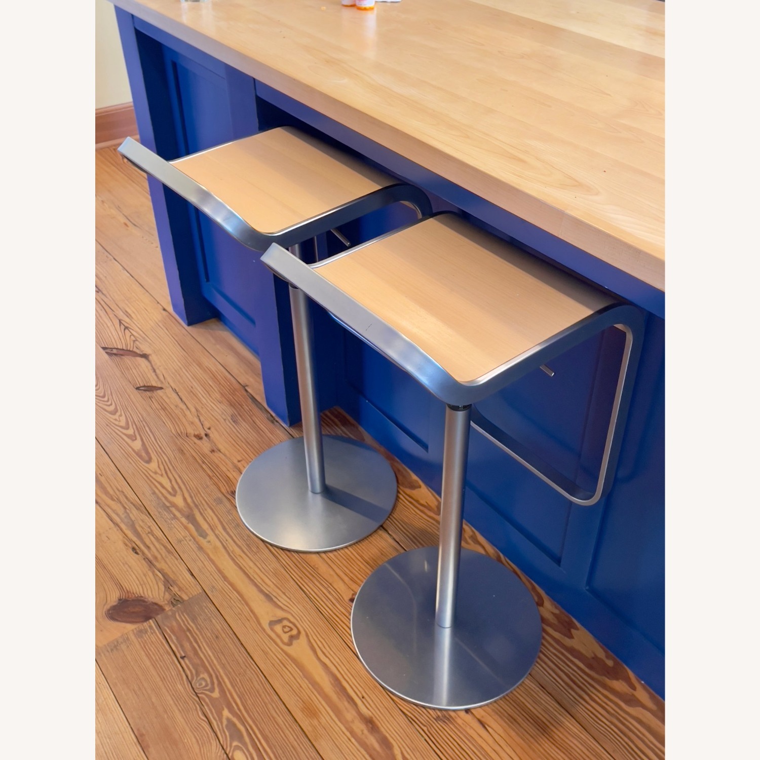 Set of 4 LEM Adjustable Piston Stools  - image-3