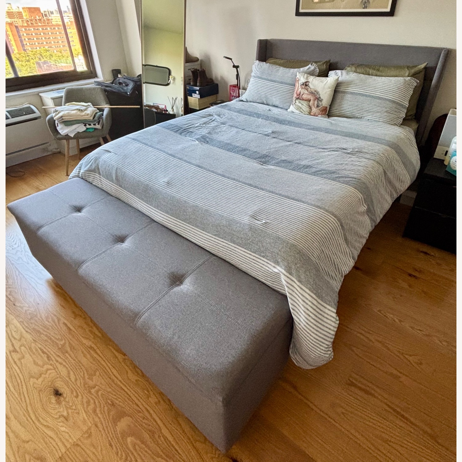 Queen Size Upholstered Bed with Storage Ottoman - image-1