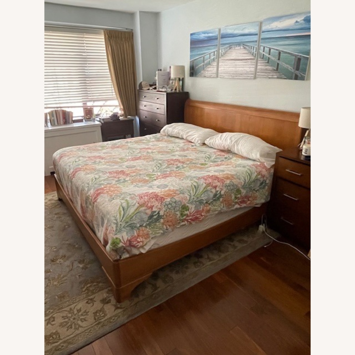 Sleigh Bed Cherry Wood  - image-1